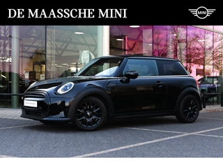 Hoofdafbeelding MINI One MINI One Hatchback Classic / Panoramadak / Sportstoelen / Cruise Control / LED / Ambiance verlichting / 16" LM Victory Spoke zwart