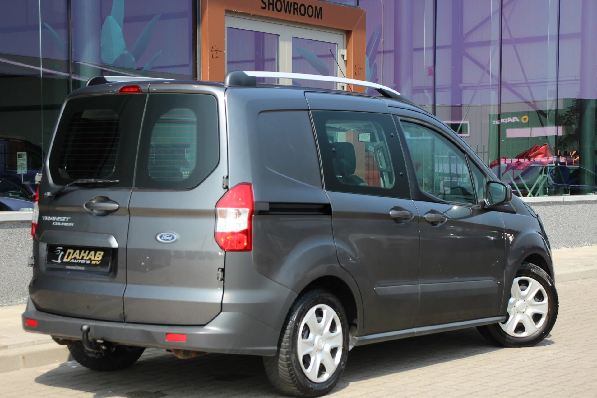 Hoofdafbeelding Ford Tourneo Courier