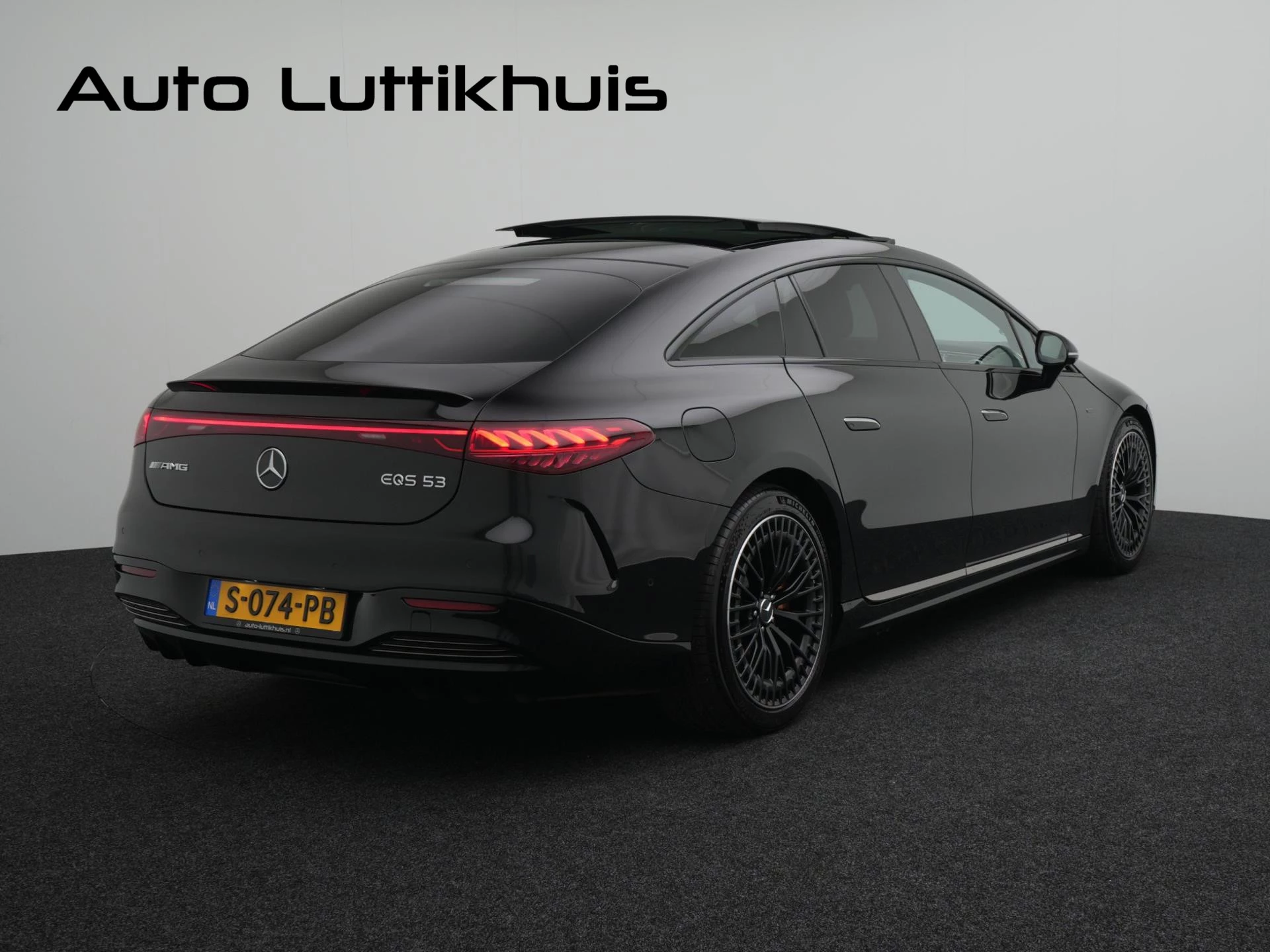 Hoofdafbeelding Mercedes-Benz EQS