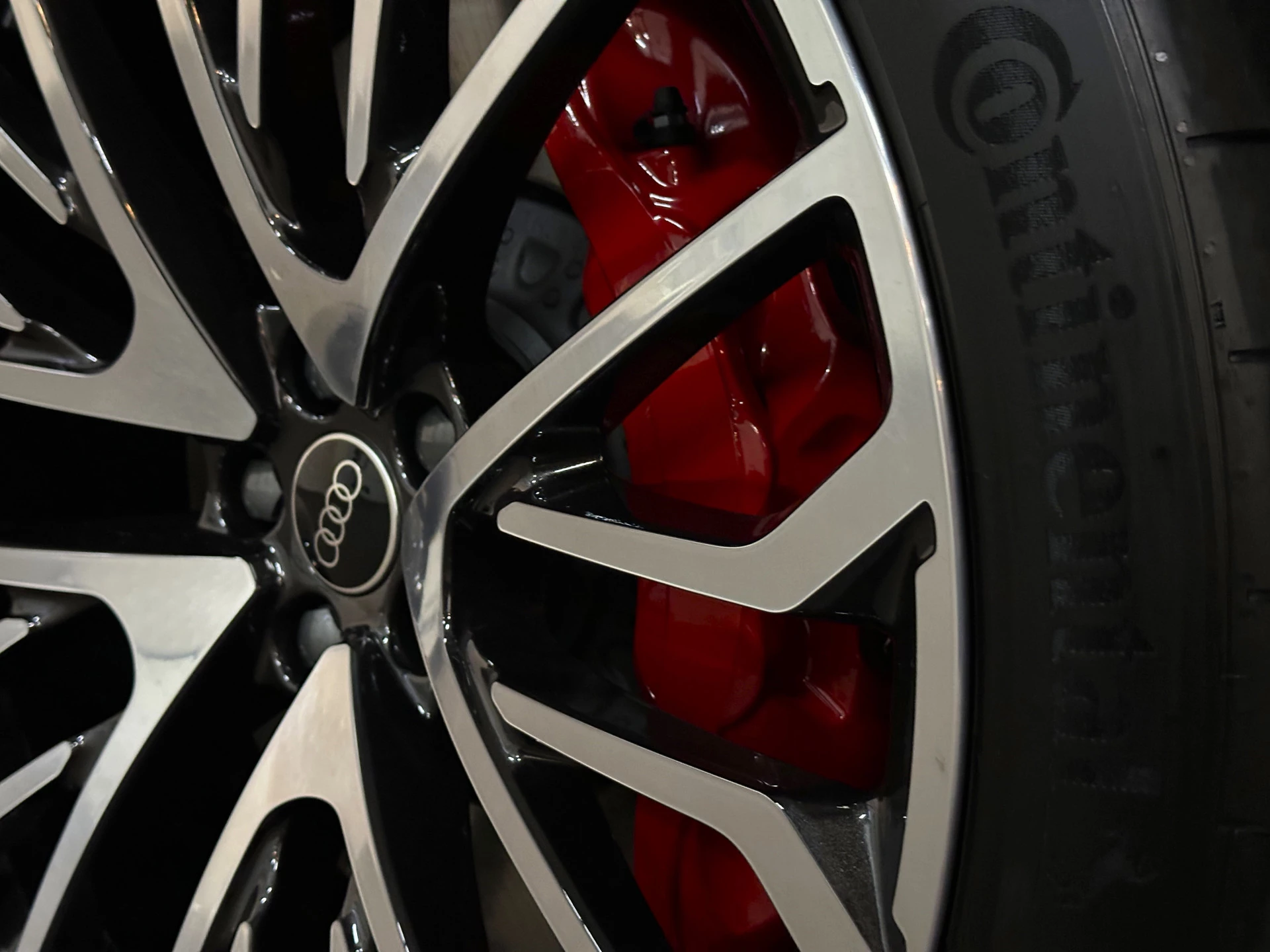 Hoofdafbeelding Audi Q8