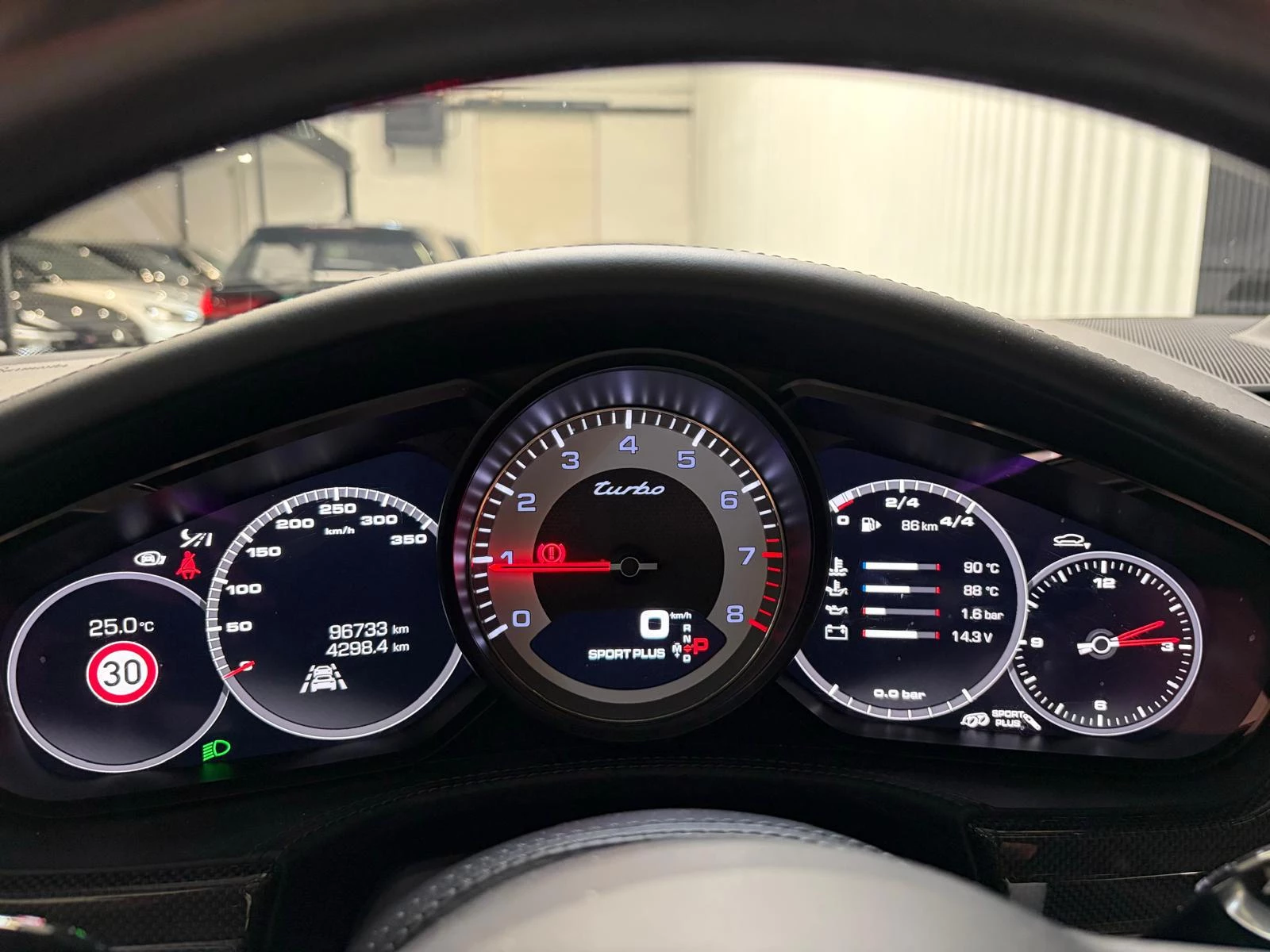 Hoofdafbeelding Porsche Panamera