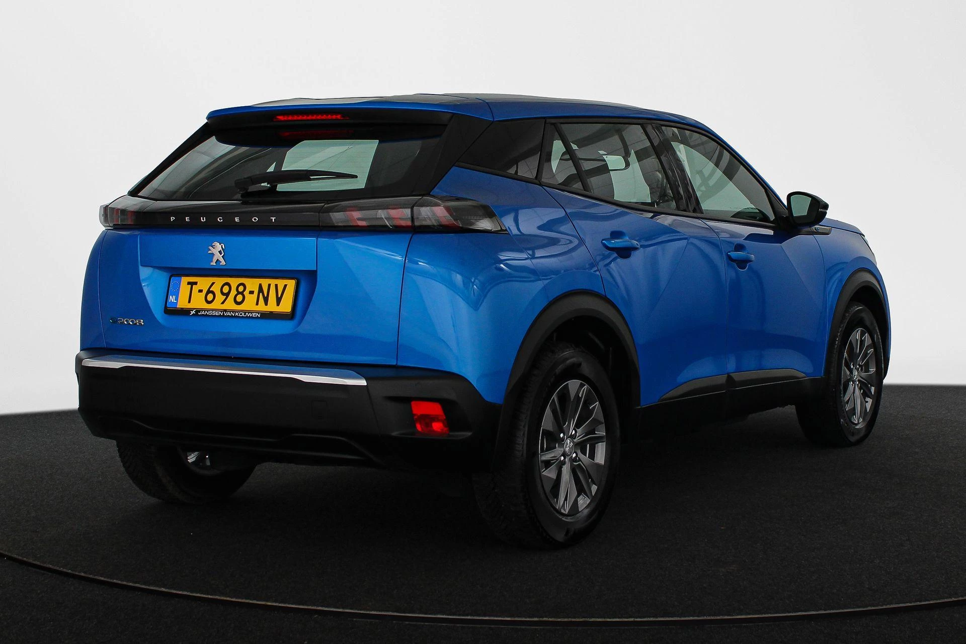 Hoofdafbeelding Peugeot e-2008