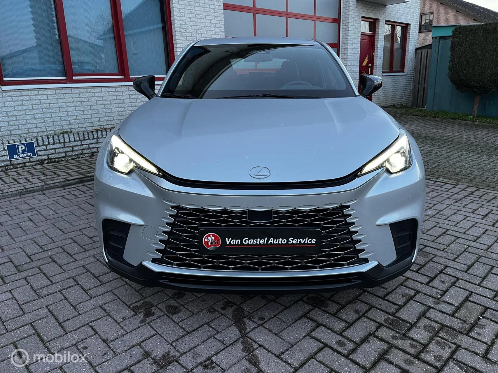 Hoofdafbeelding Lexus LBX