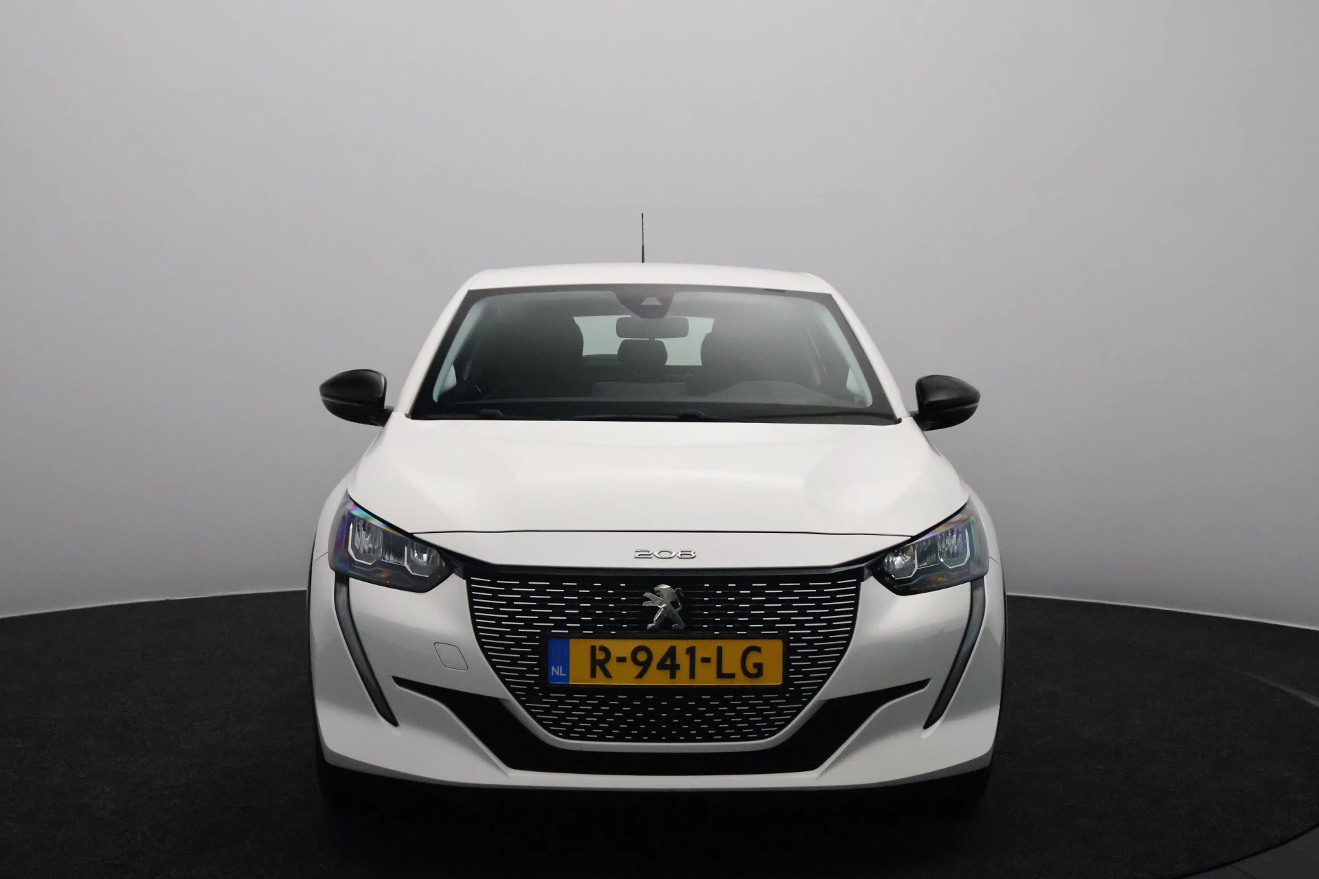 Hoofdafbeelding Peugeot e-208