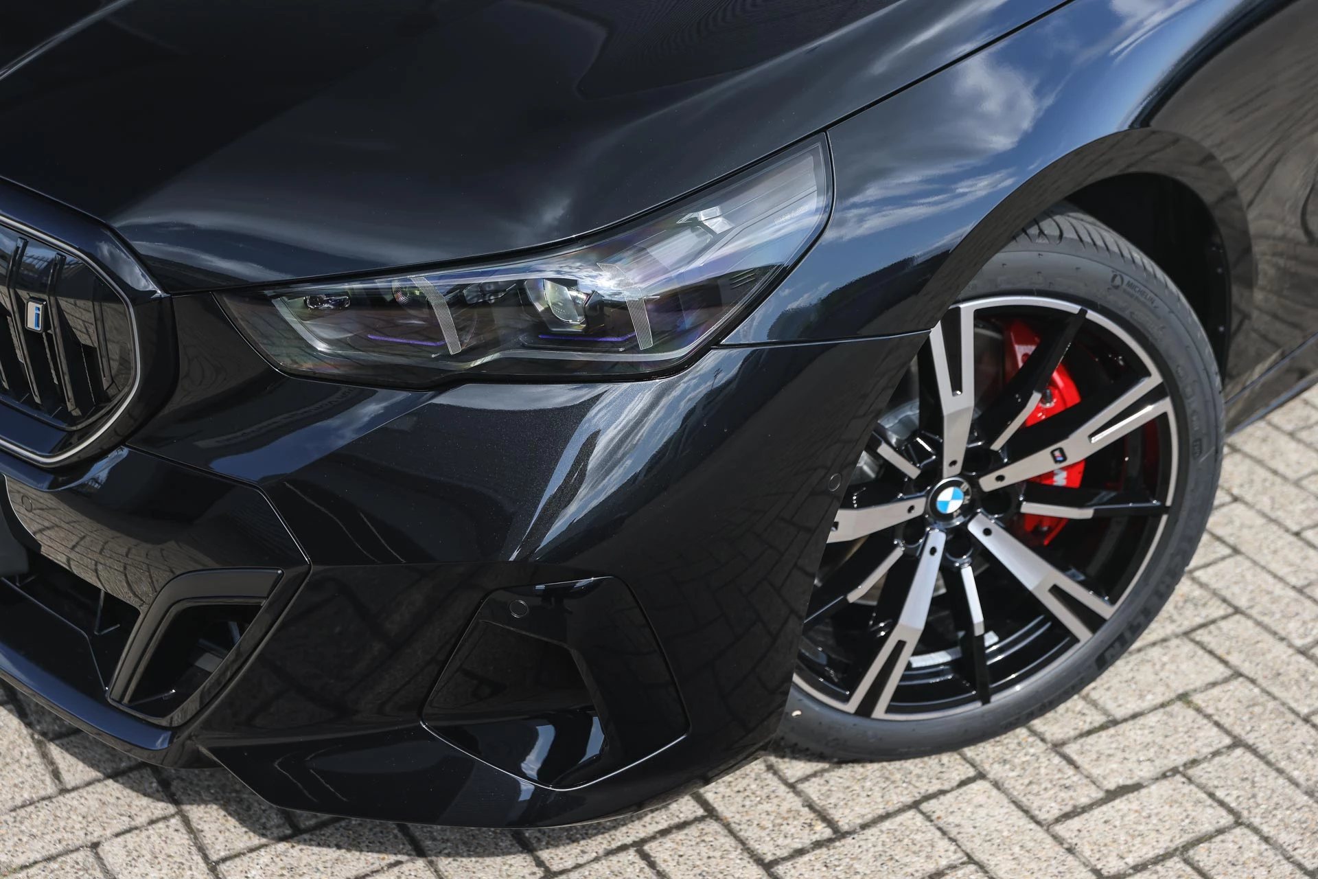 Hoofdafbeelding BMW i5