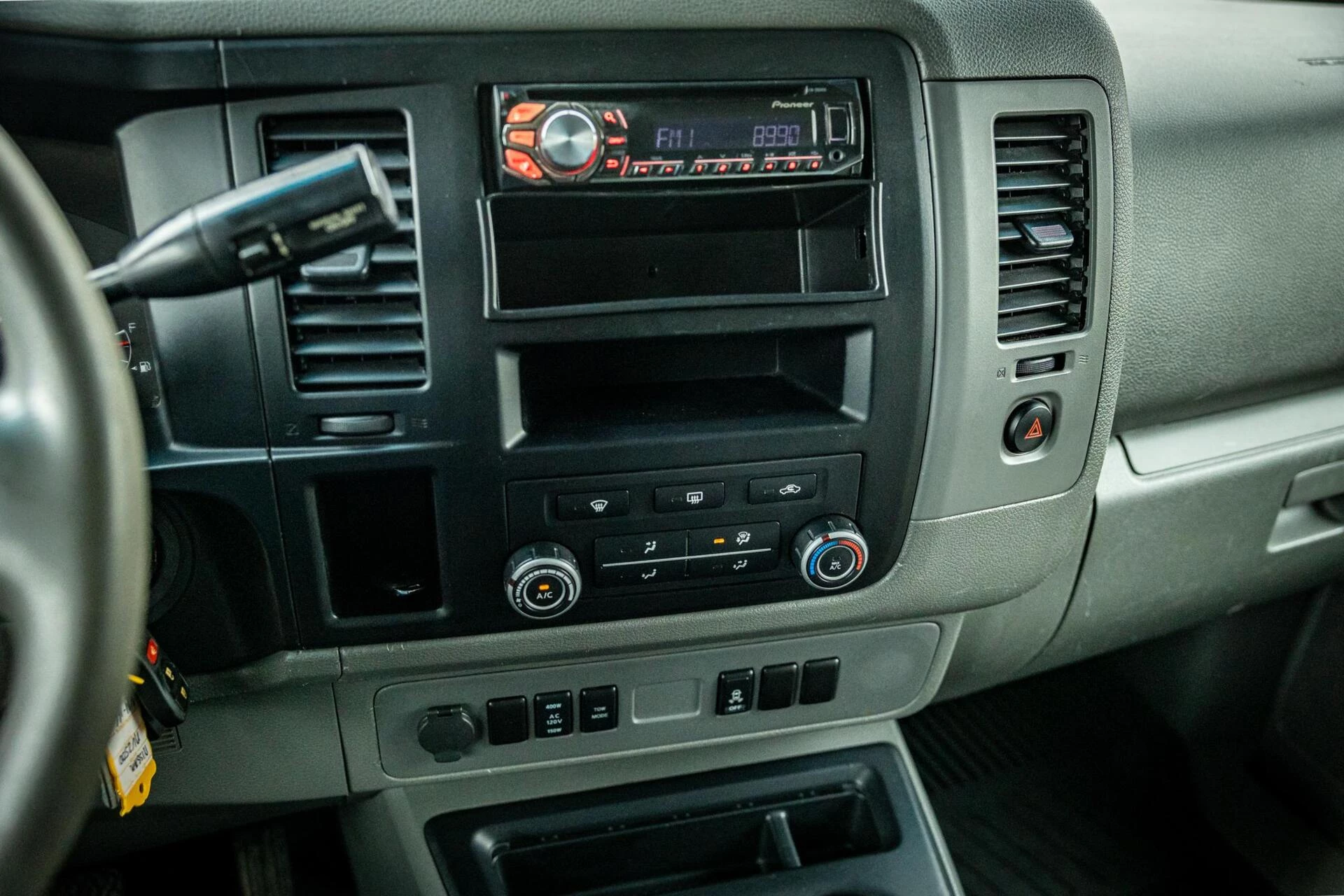 Hoofdafbeelding Nissan NV