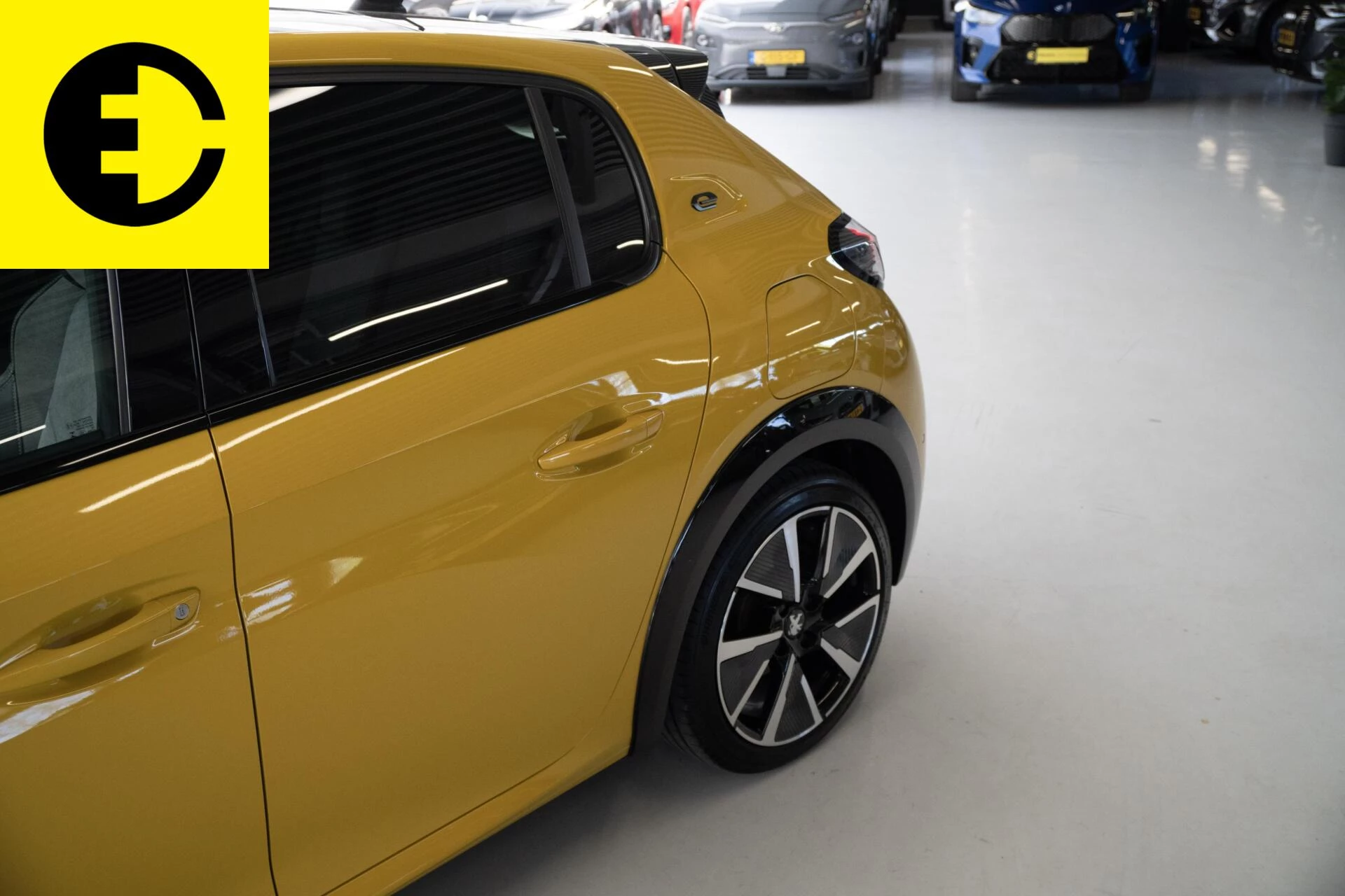Hoofdafbeelding Peugeot e-208