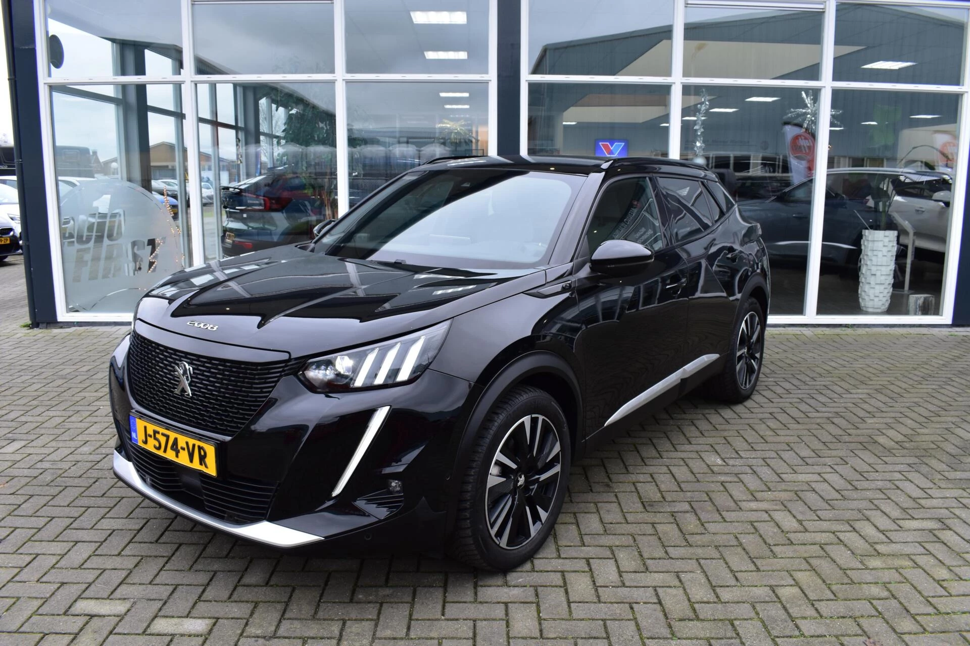 Hoofdafbeelding Peugeot e-2008