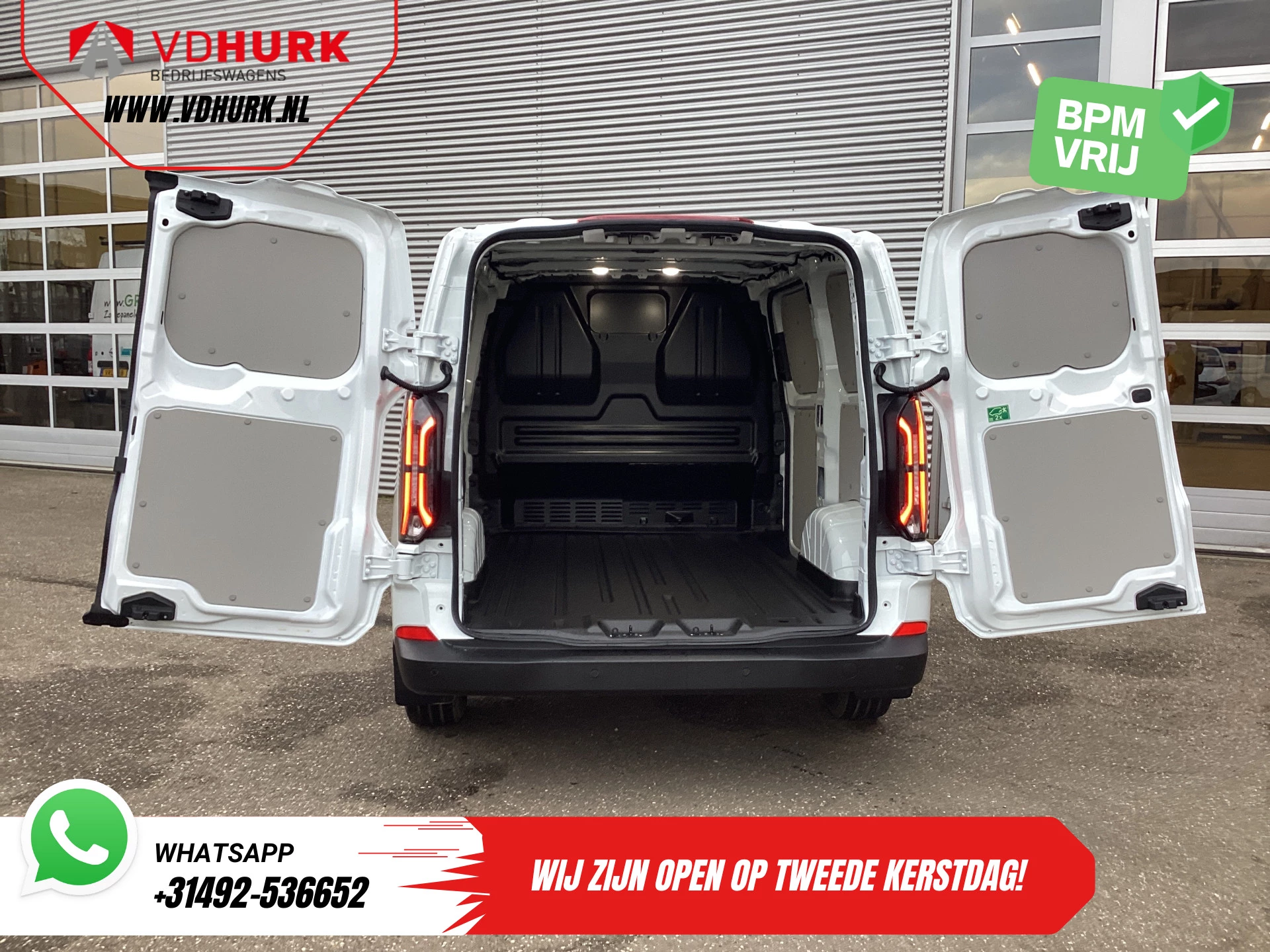 Hoofdafbeelding Ford E-Transit Custom