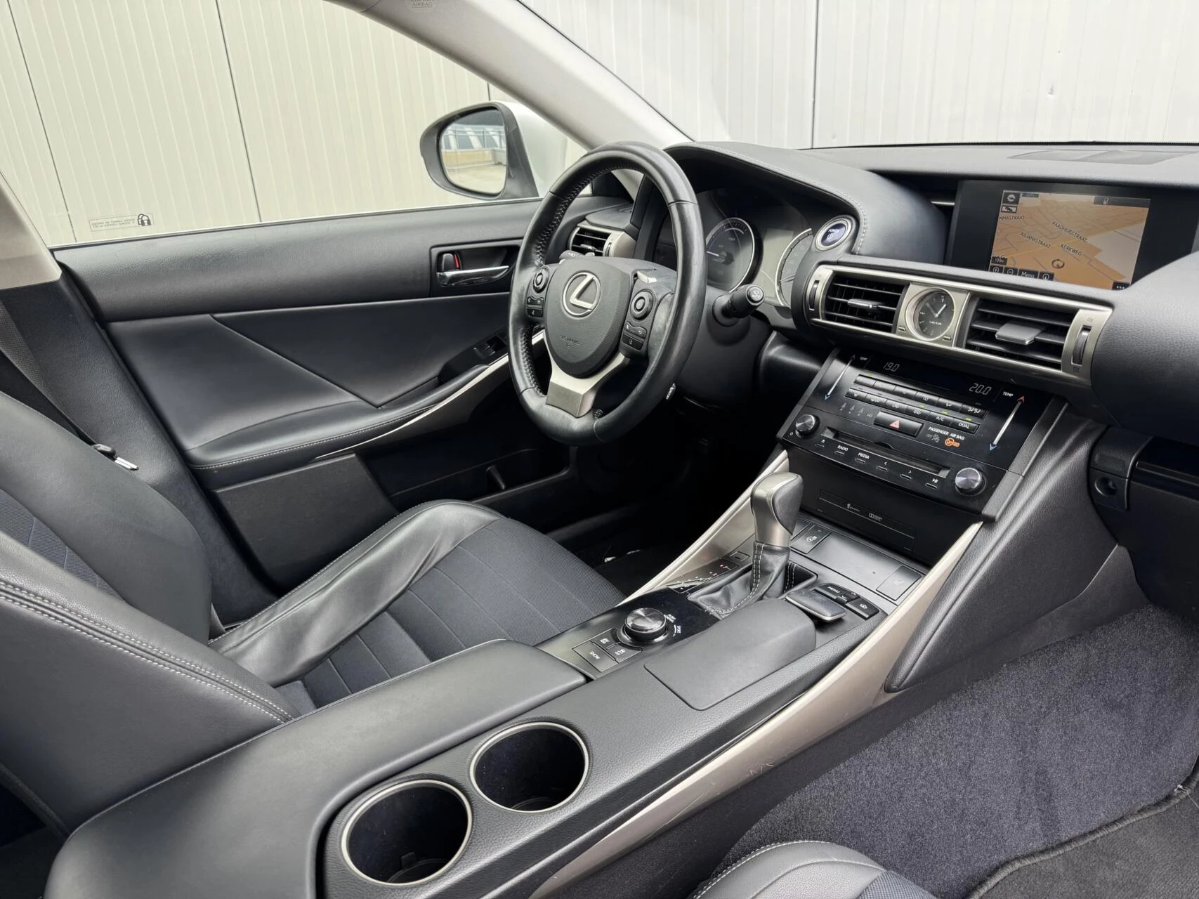 Hoofdafbeelding Lexus IS