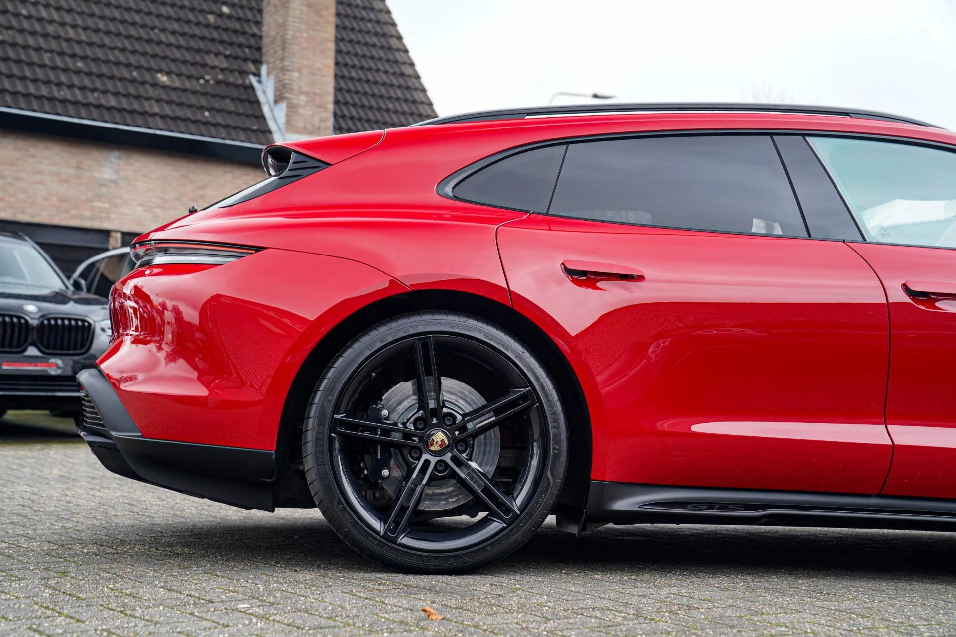 Hoofdafbeelding Porsche Taycan