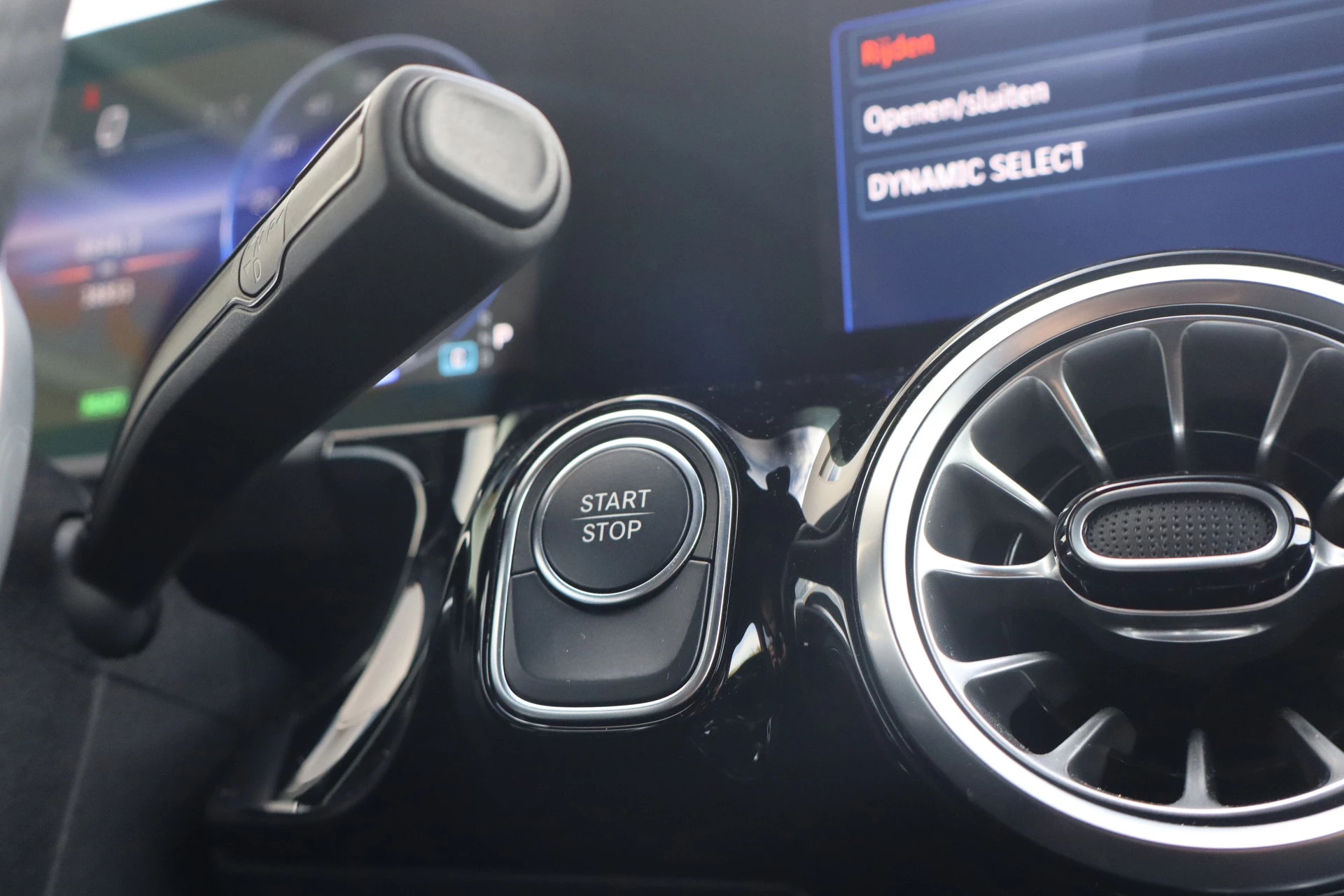 Hoofdafbeelding Mercedes-Benz EQA