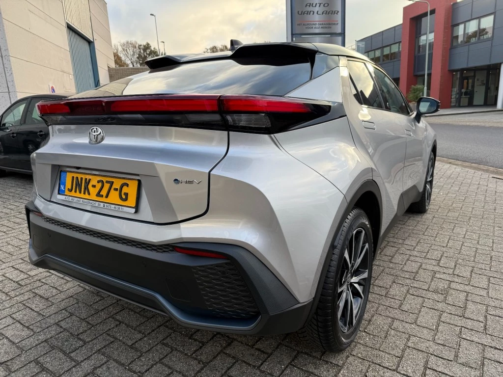 Hoofdafbeelding Toyota C-HR