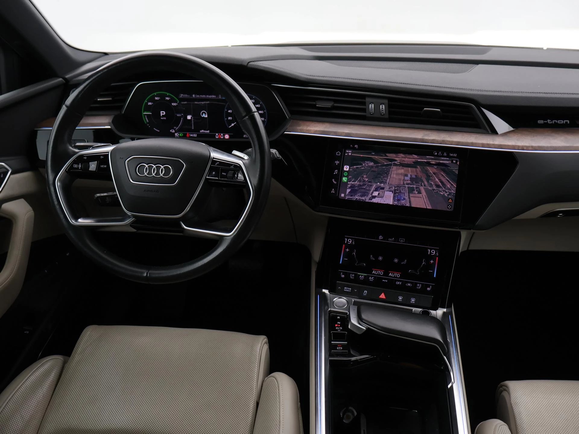 Hoofdafbeelding Audi e-tron