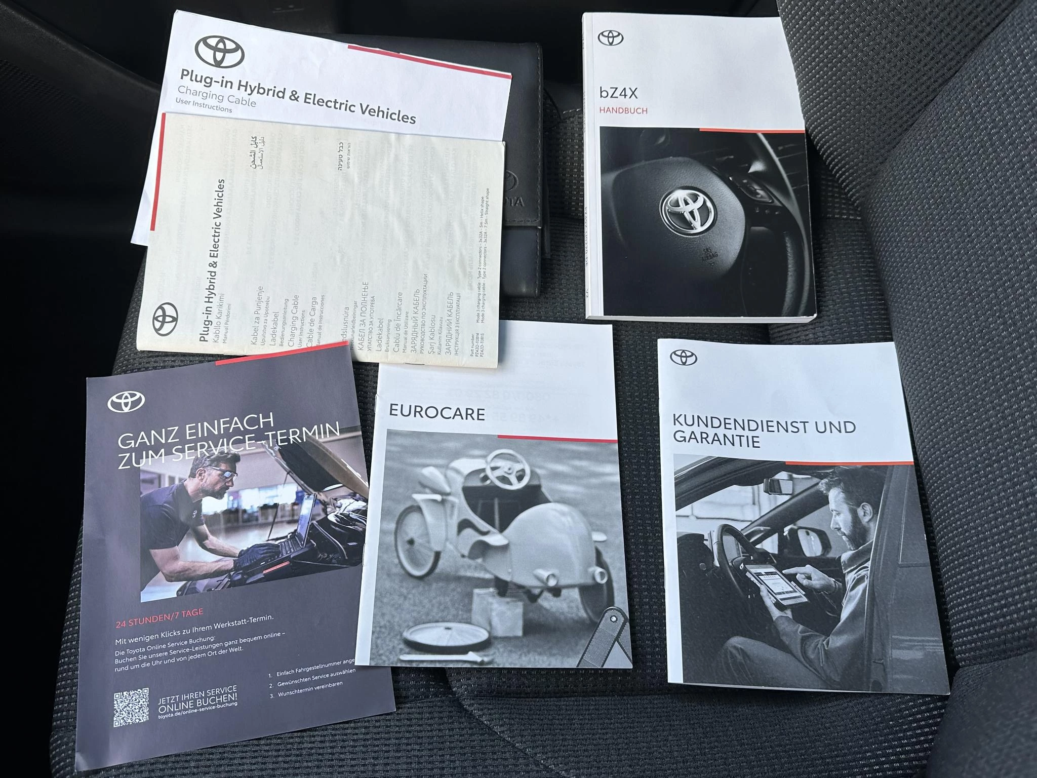 Hoofdafbeelding Toyota bZ4X