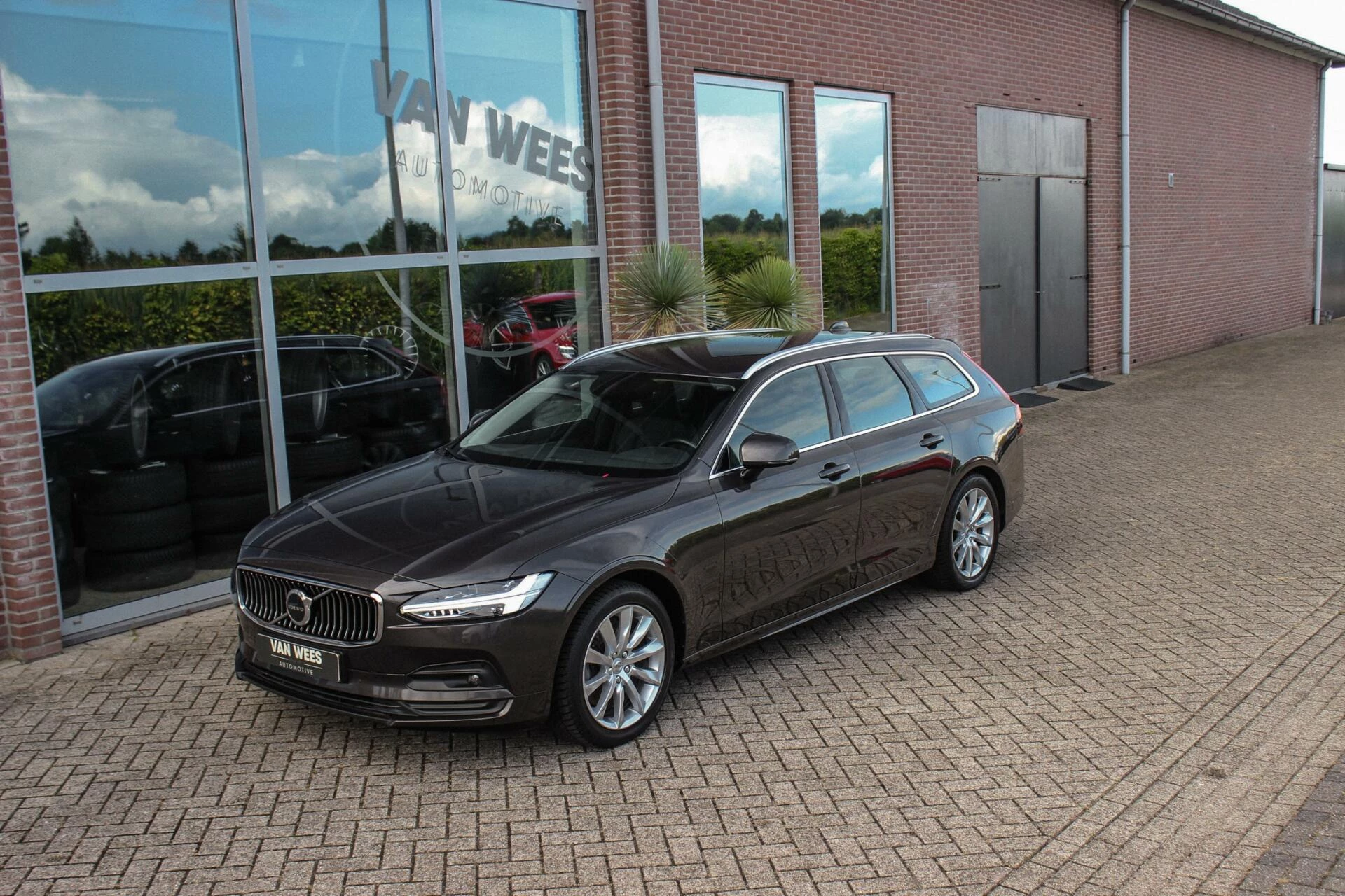 Hoofdafbeelding Volvo V90