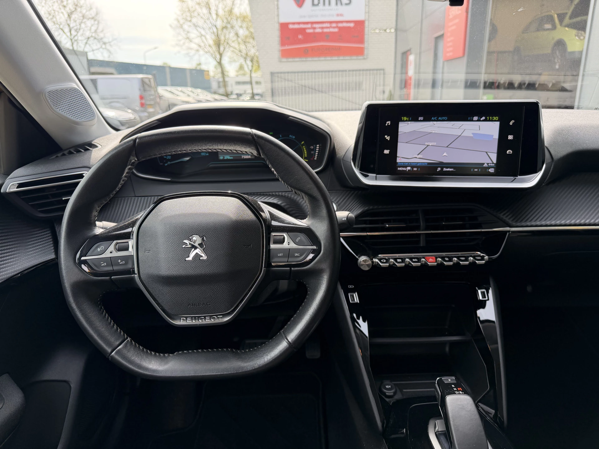 Hoofdafbeelding Peugeot e-208