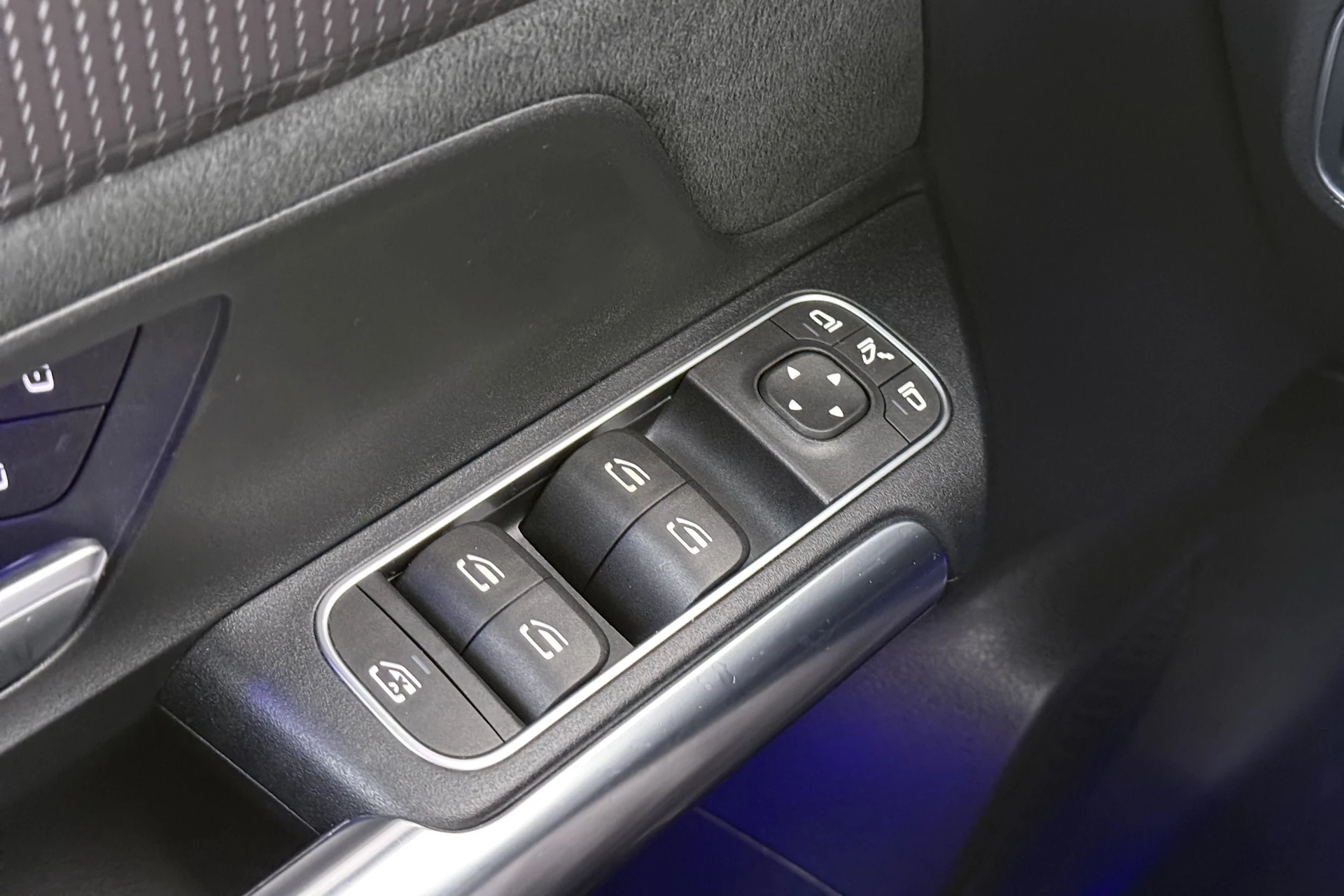 Hoofdafbeelding Mercedes-Benz EQA