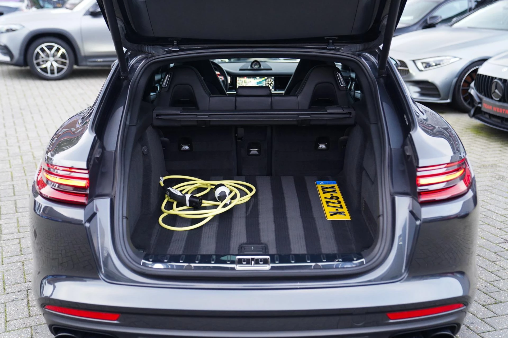 Hoofdafbeelding Porsche Panamera