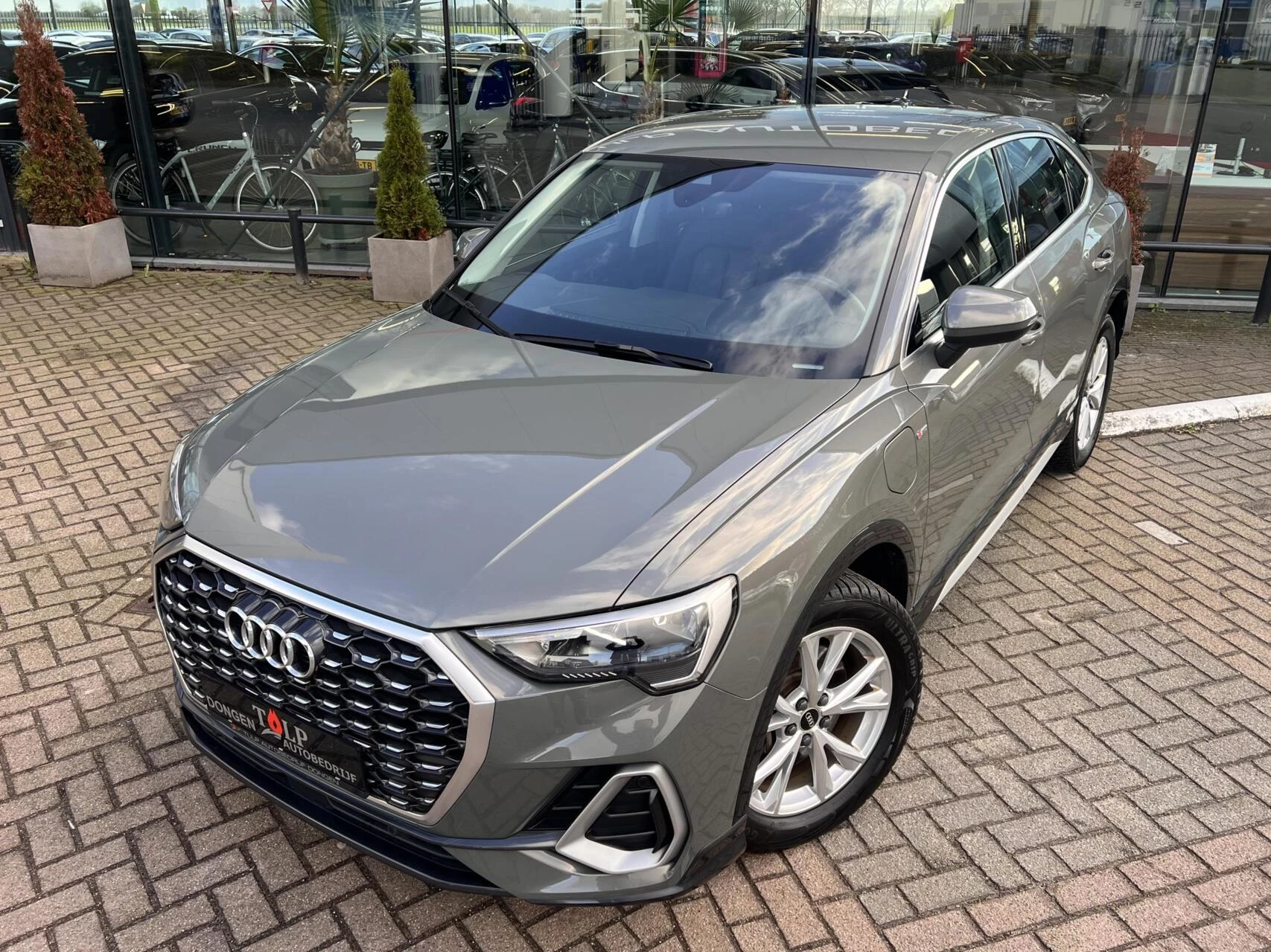 Hoofdafbeelding Audi Q3