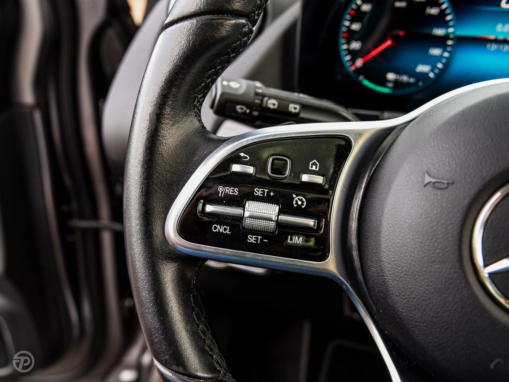 Hoofdafbeelding Mercedes-Benz EQA