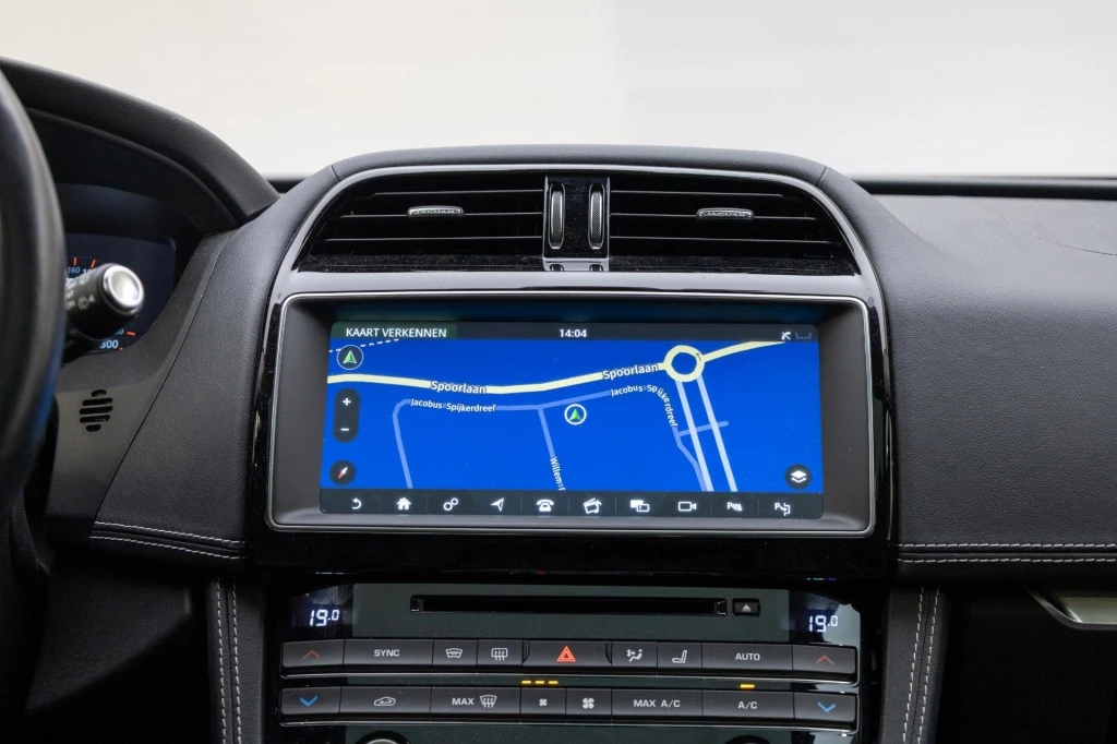 Hoofdafbeelding Jaguar F-PACE