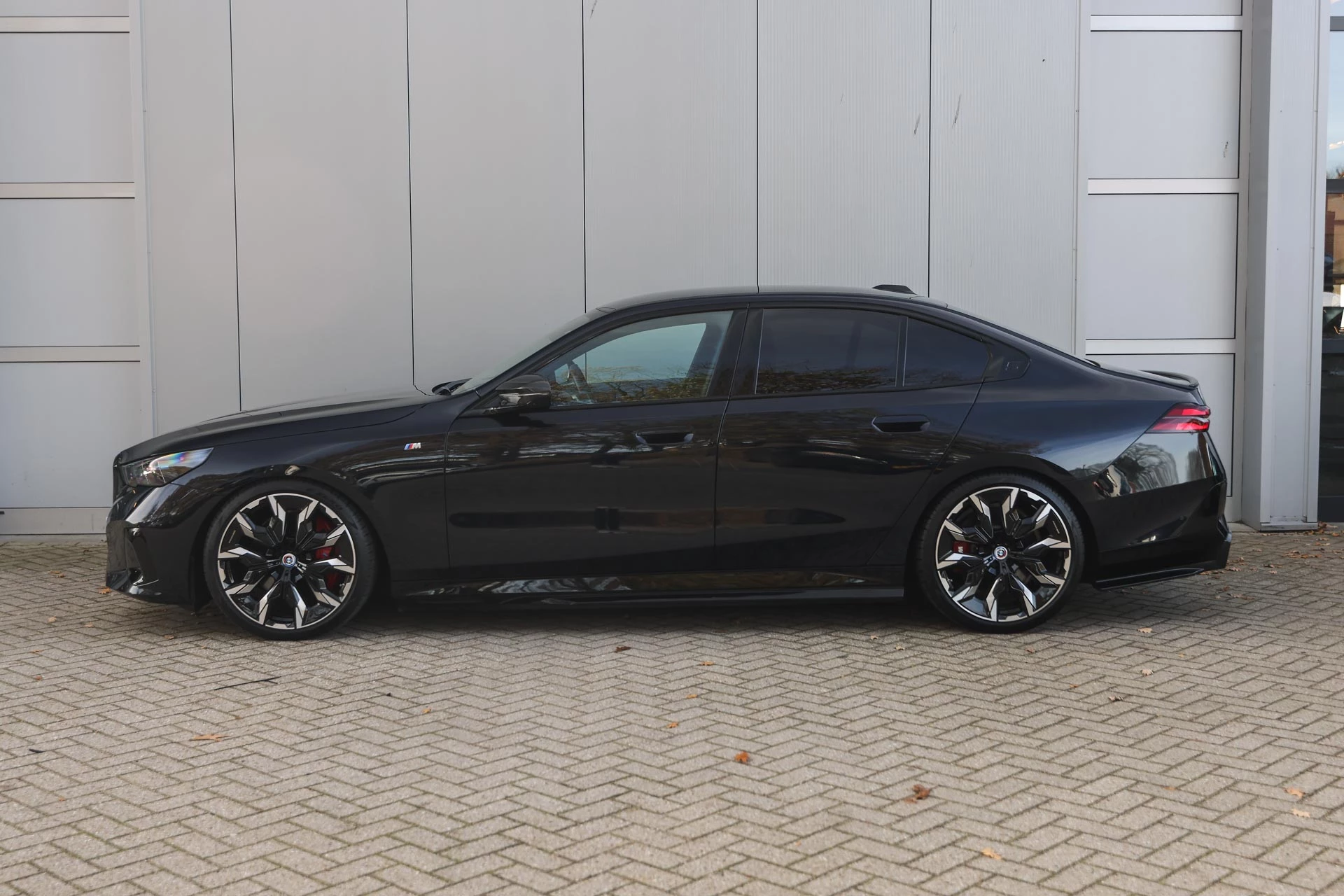 Hoofdafbeelding BMW i5