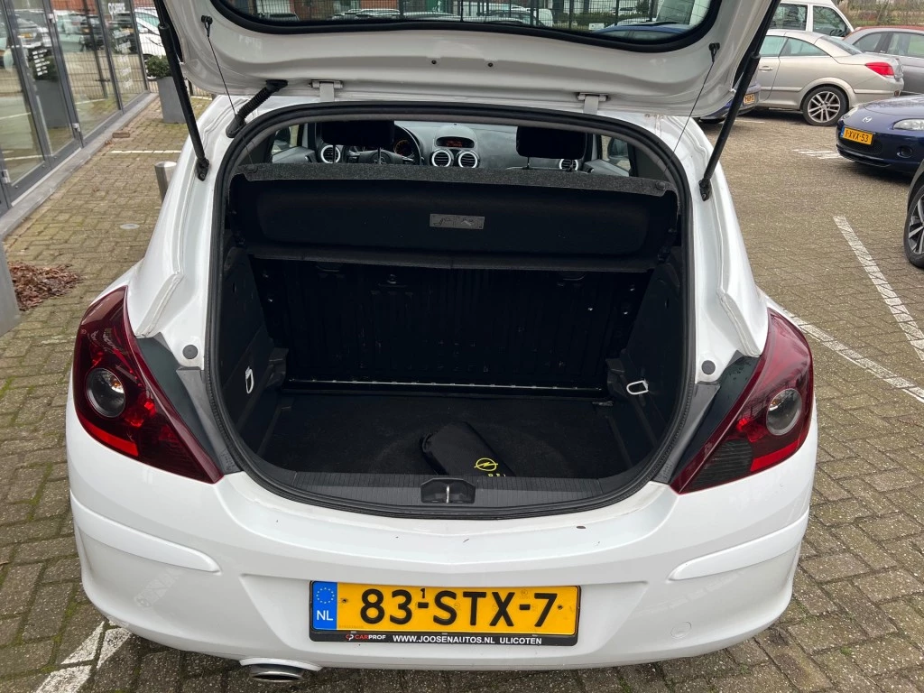 Hoofdafbeelding Opel Corsa