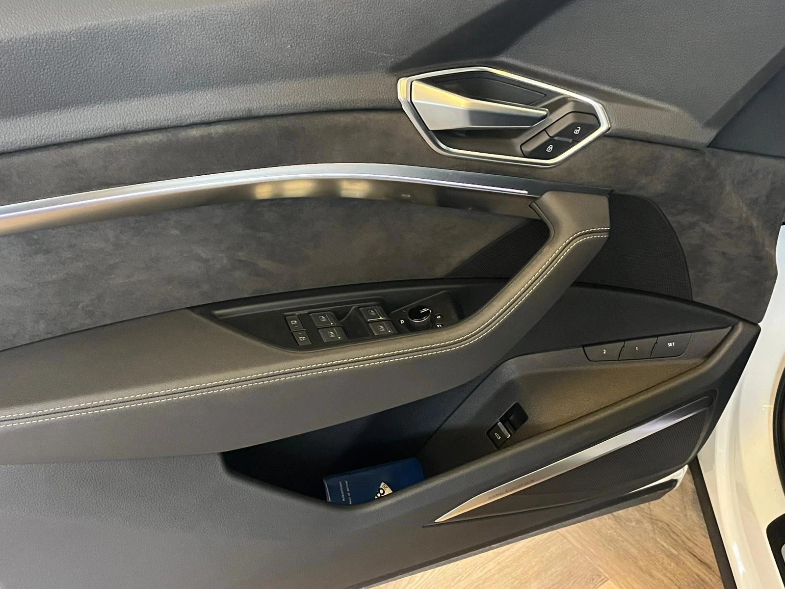 Hoofdafbeelding Audi e-tron