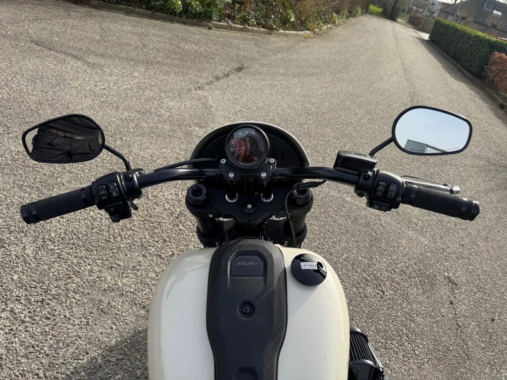 Hoofdafbeelding Harley-Davidson Low Rider