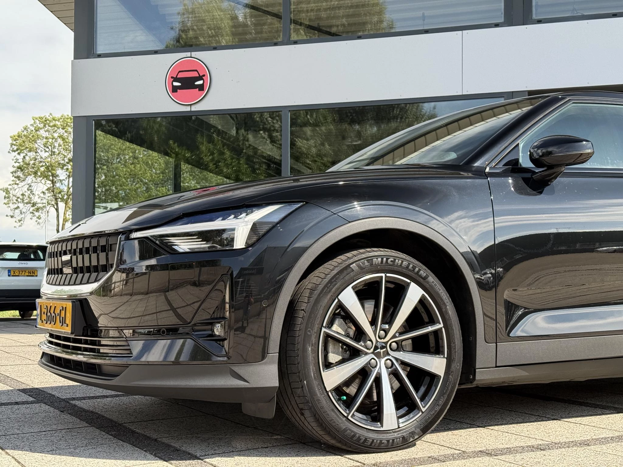 Hoofdafbeelding Polestar 2