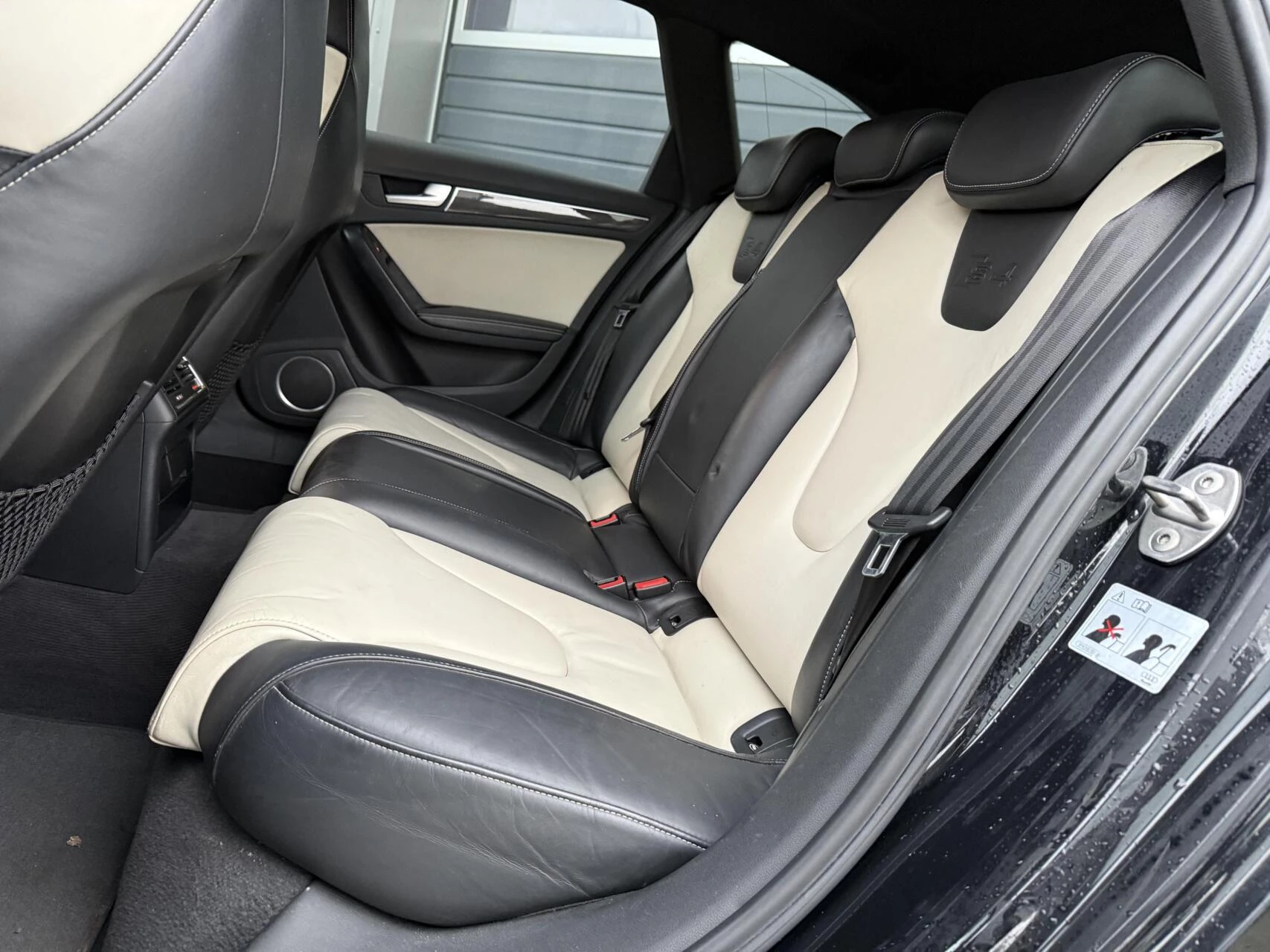 Hoofdafbeelding Audi S4