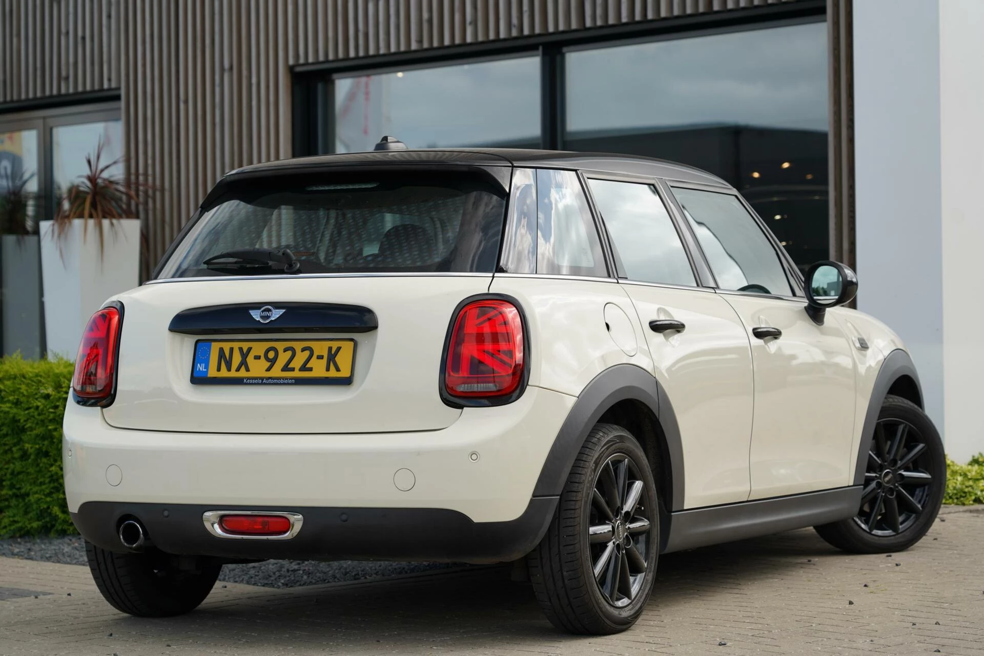 Hoofdafbeelding MINI One