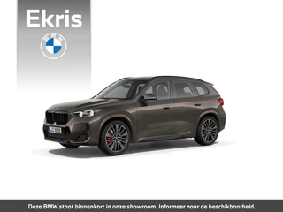 BMW X1 xDrive25e | Individual Lak | M Sportpakket Pro | Trekhaak | Comfort Pack | Panoramadak
