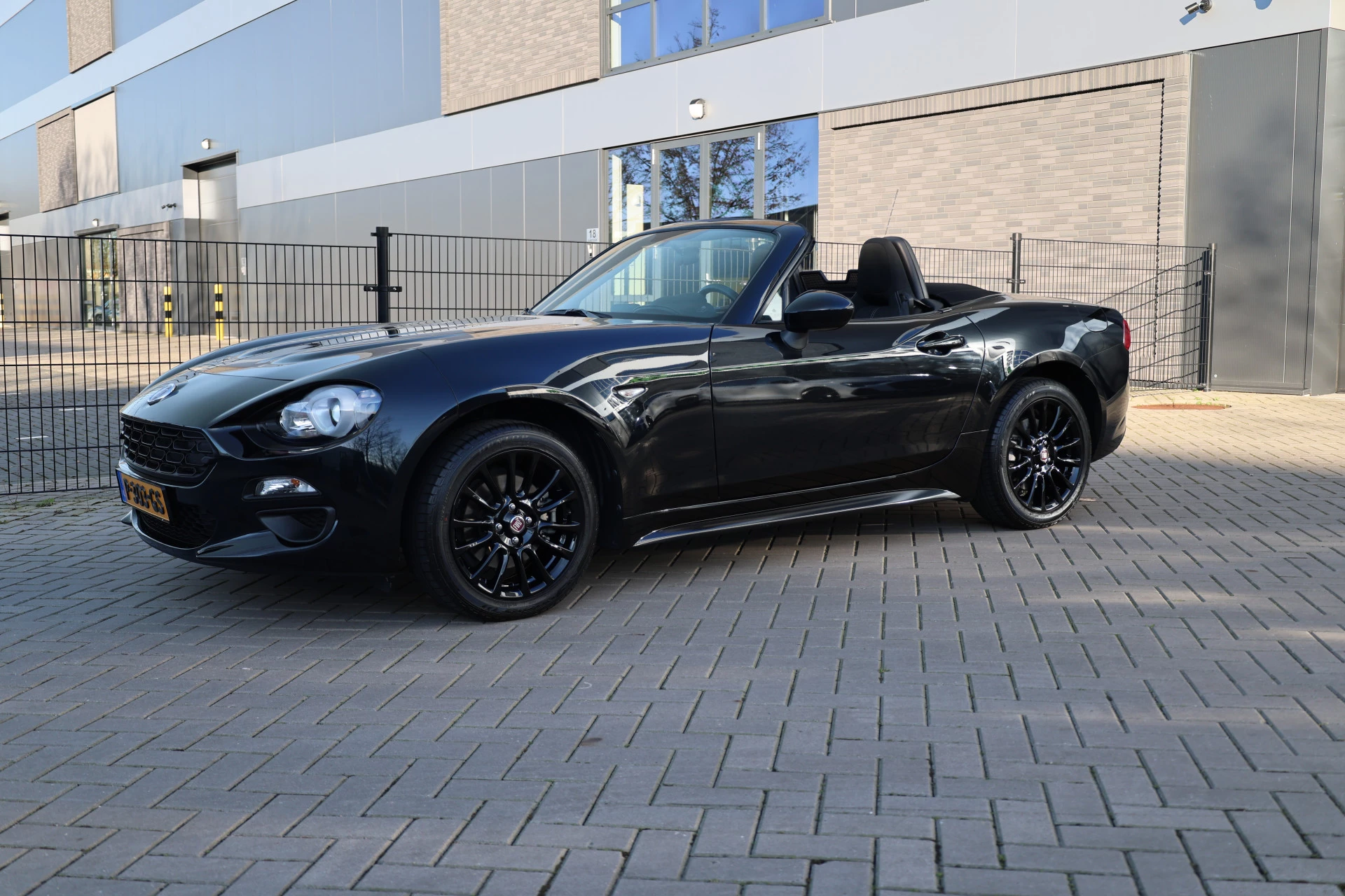 Hoofdafbeelding Fiat 124 Spider