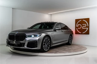 Hoofdafbeelding BMW 7 Serie BMW 7 Serie 745e High Executive M-Sport 394PK | Frozen | Pano | Sfeer | Softclose | Laser | 12 MND Garantie