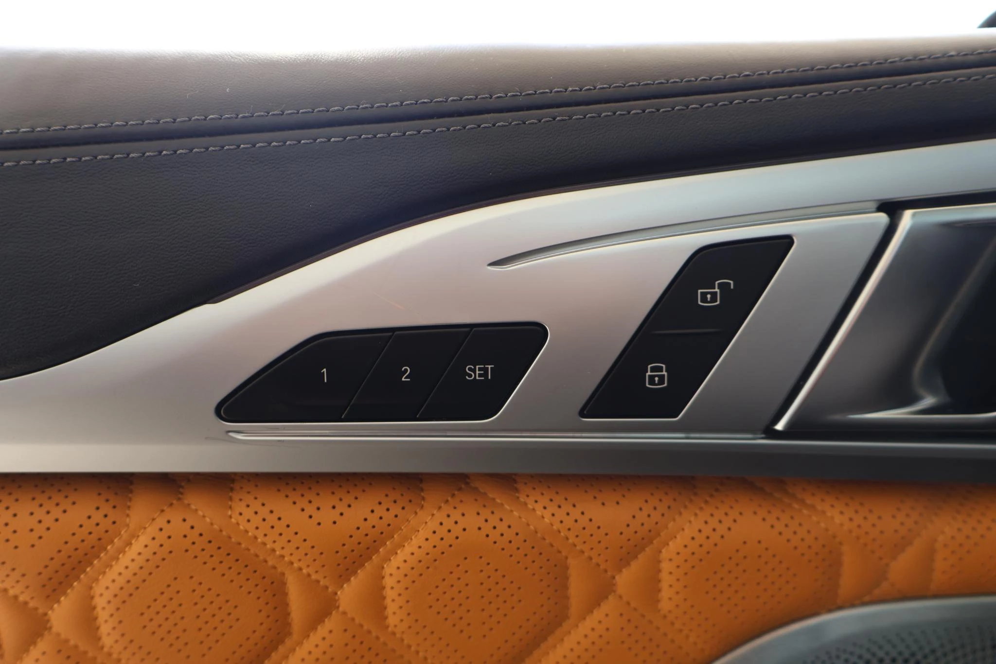 Hoofdafbeelding BMW M8