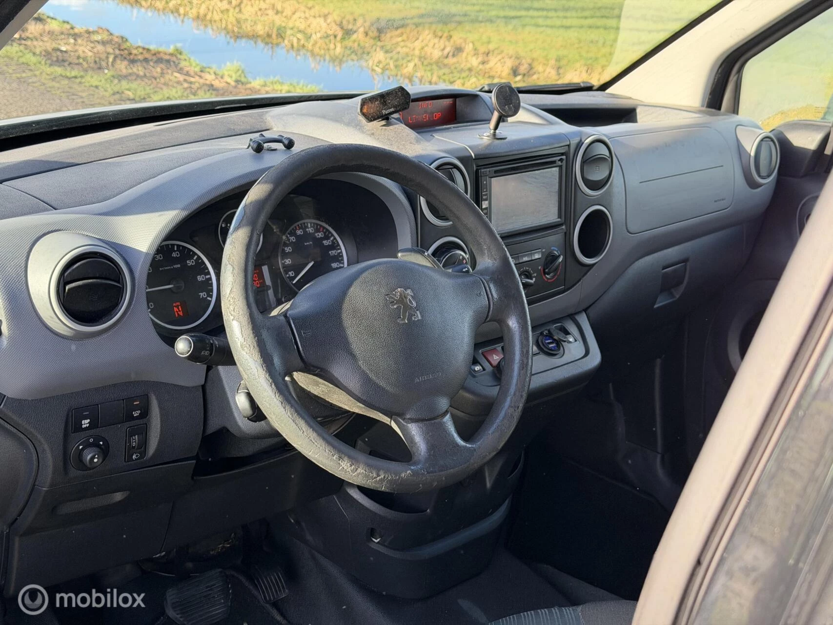 Hoofdafbeelding Peugeot Partner