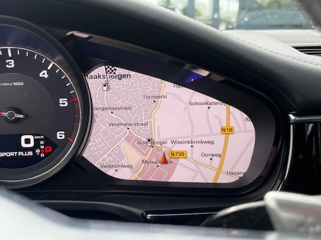 Hoofdafbeelding Porsche Panamera
