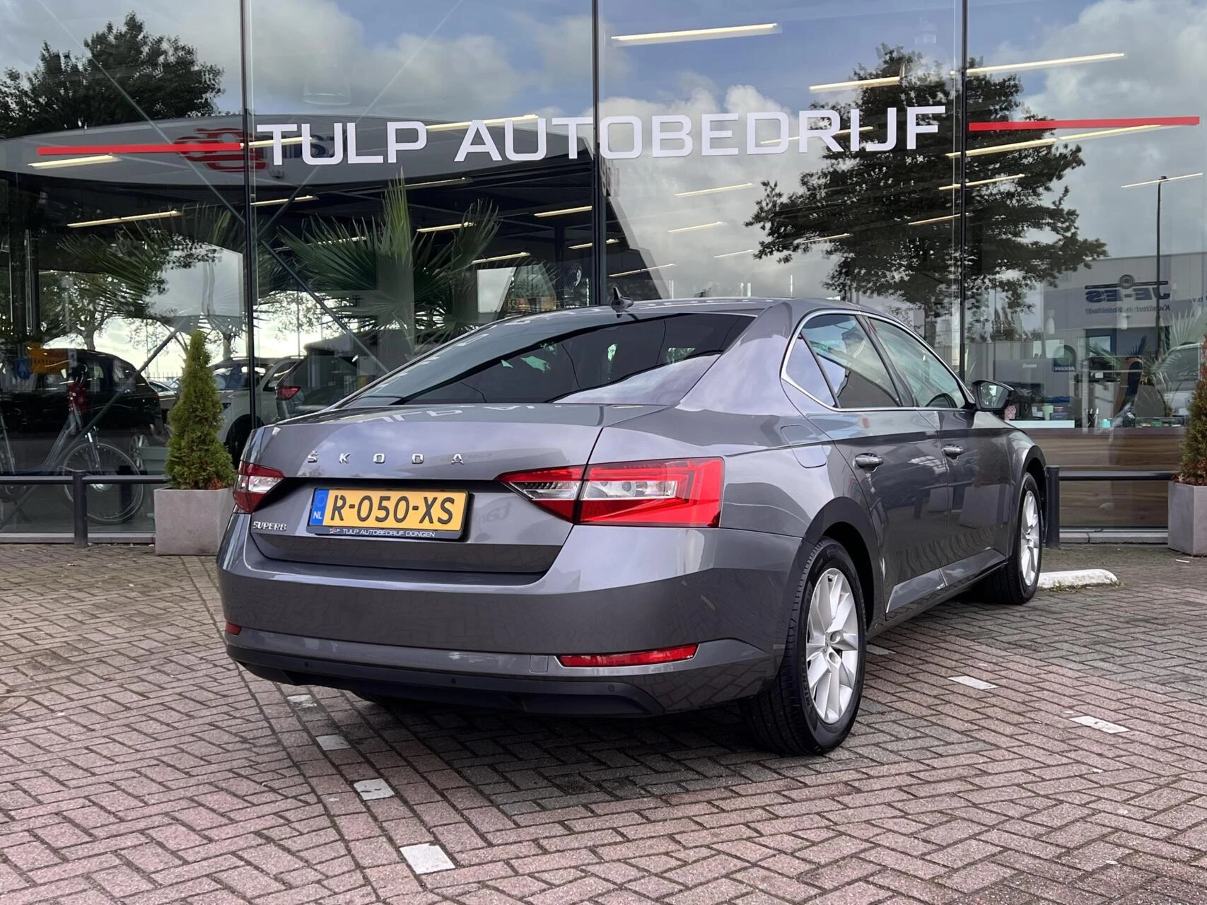 Hoofdafbeelding Škoda Superb