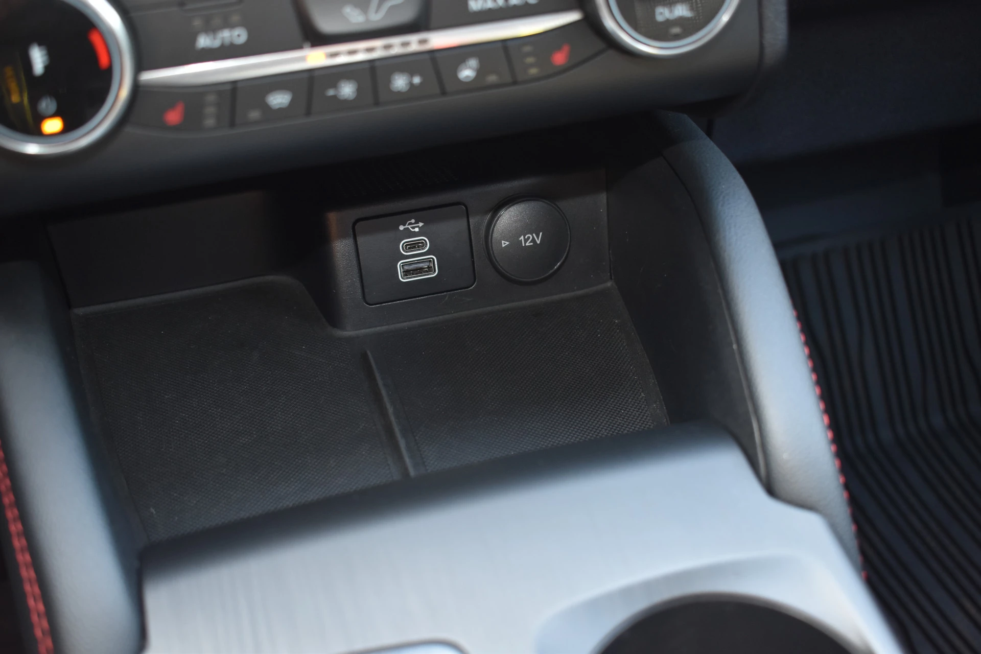 Hoofdafbeelding Chrysler Pacifica