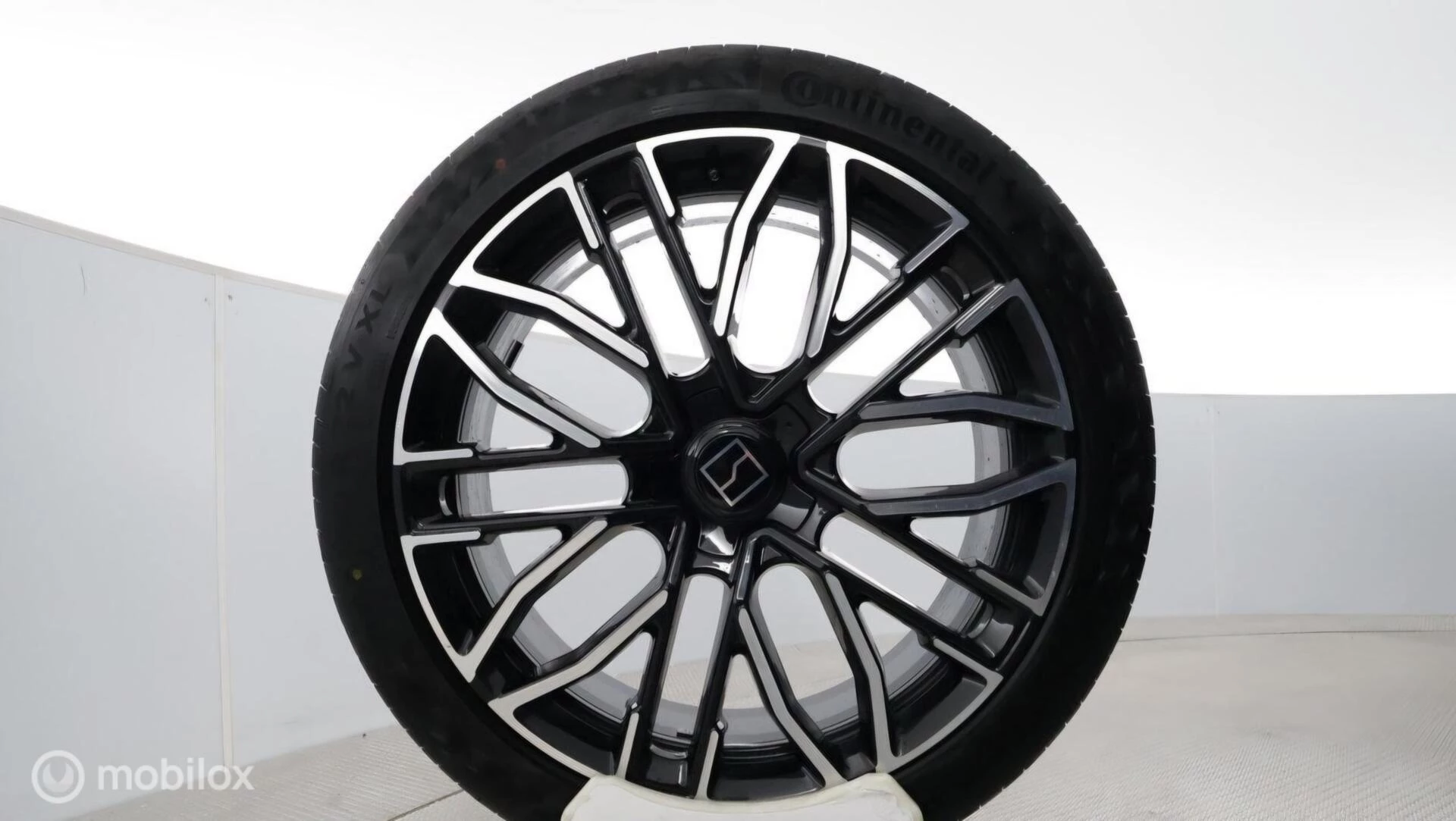 Hoofdafbeelding Zeekr 001