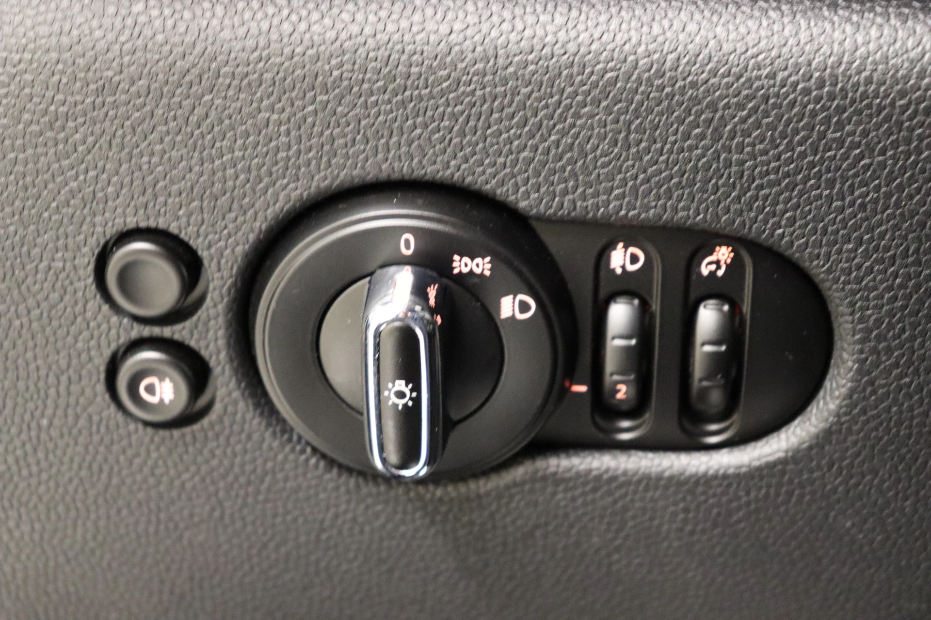 Hoofdafbeelding MINI One