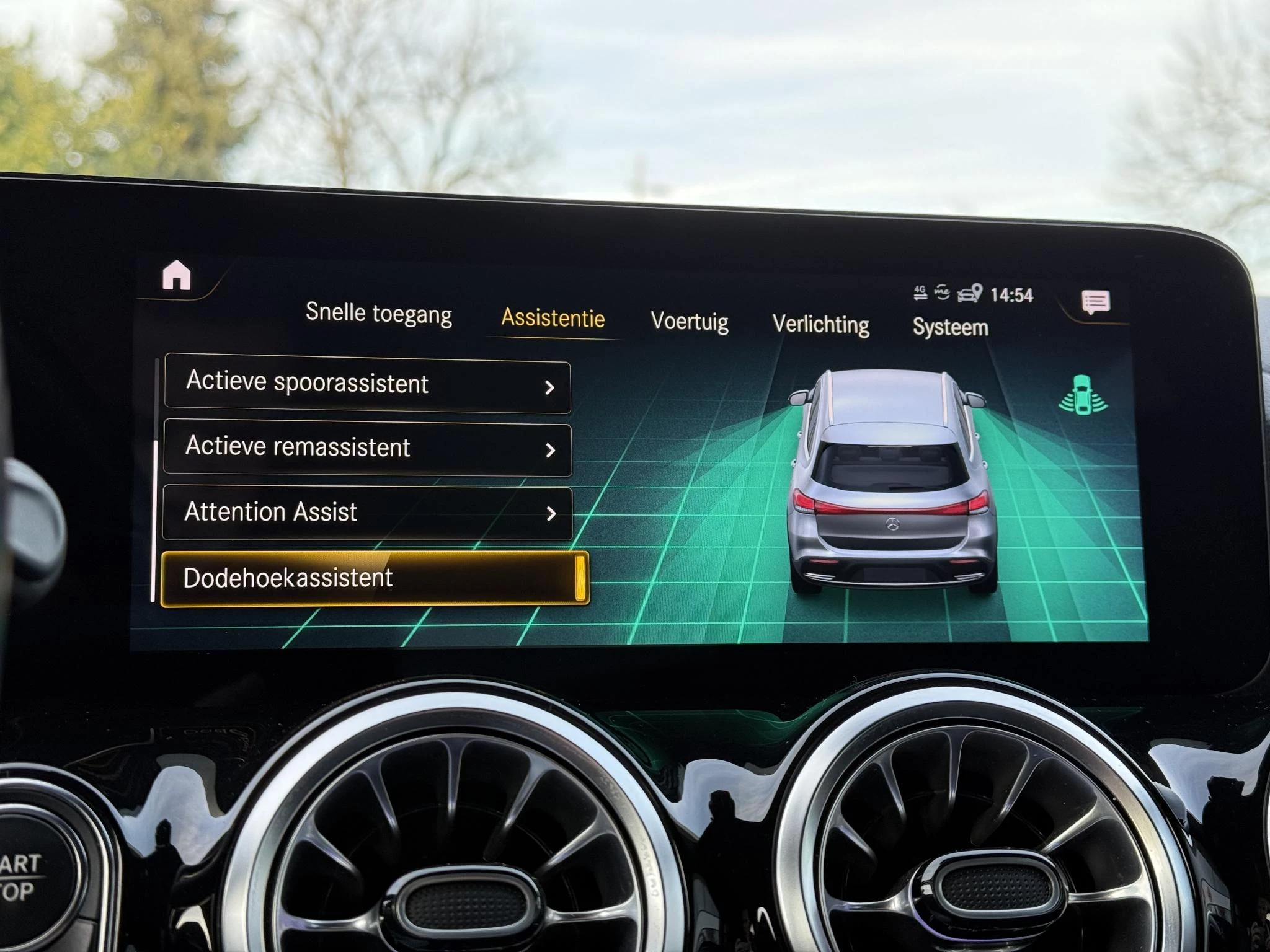 Hoofdafbeelding Mercedes-Benz EQA