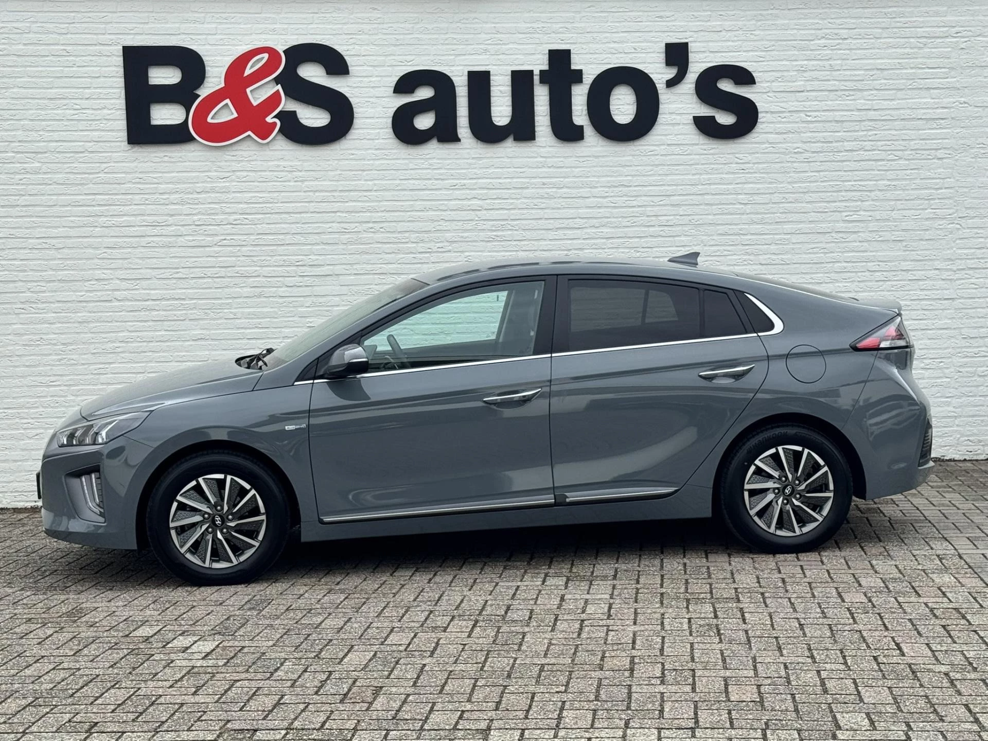 Hoofdafbeelding Hyundai IONIQ