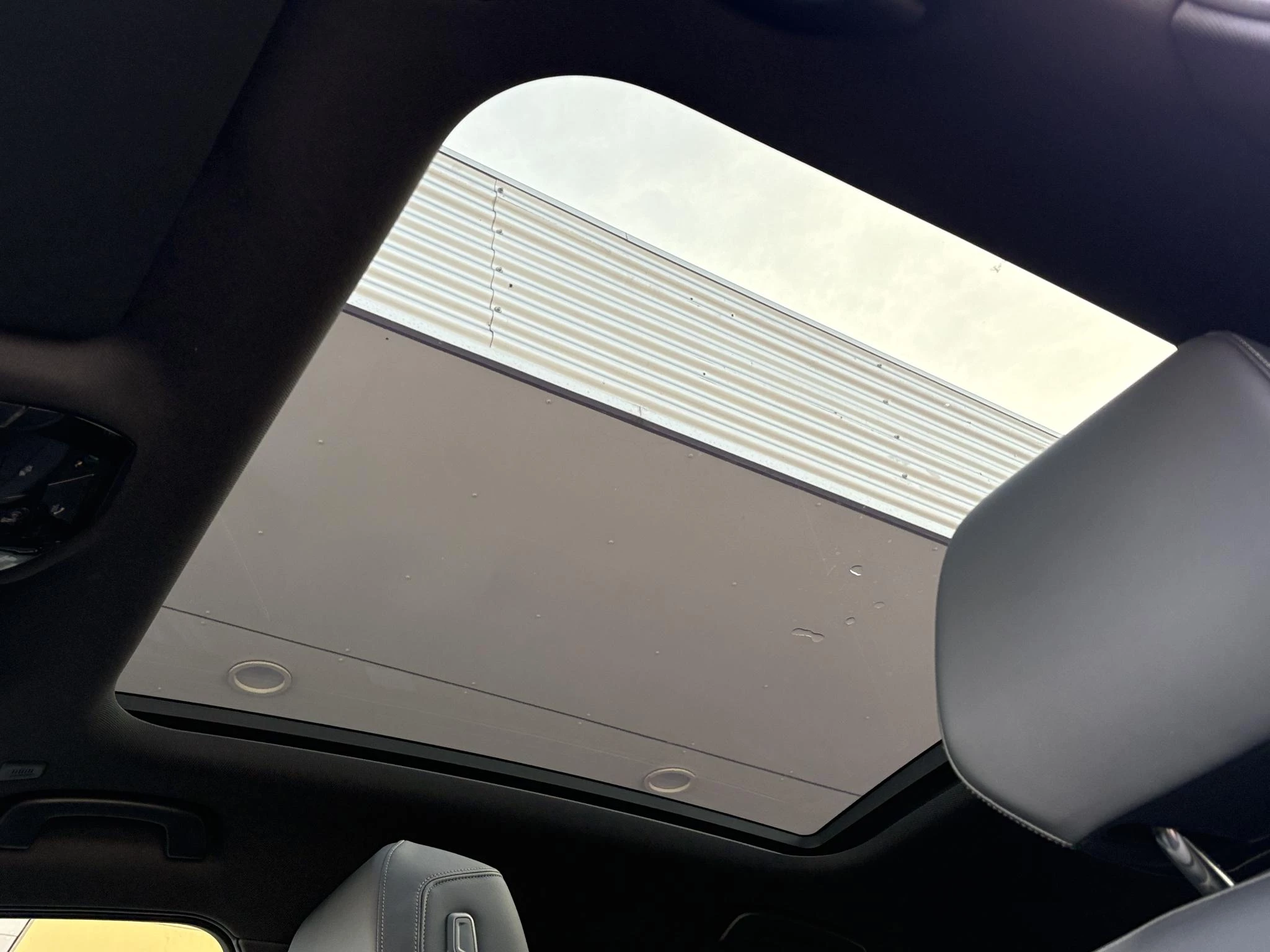 Hoofdafbeelding BMW i5