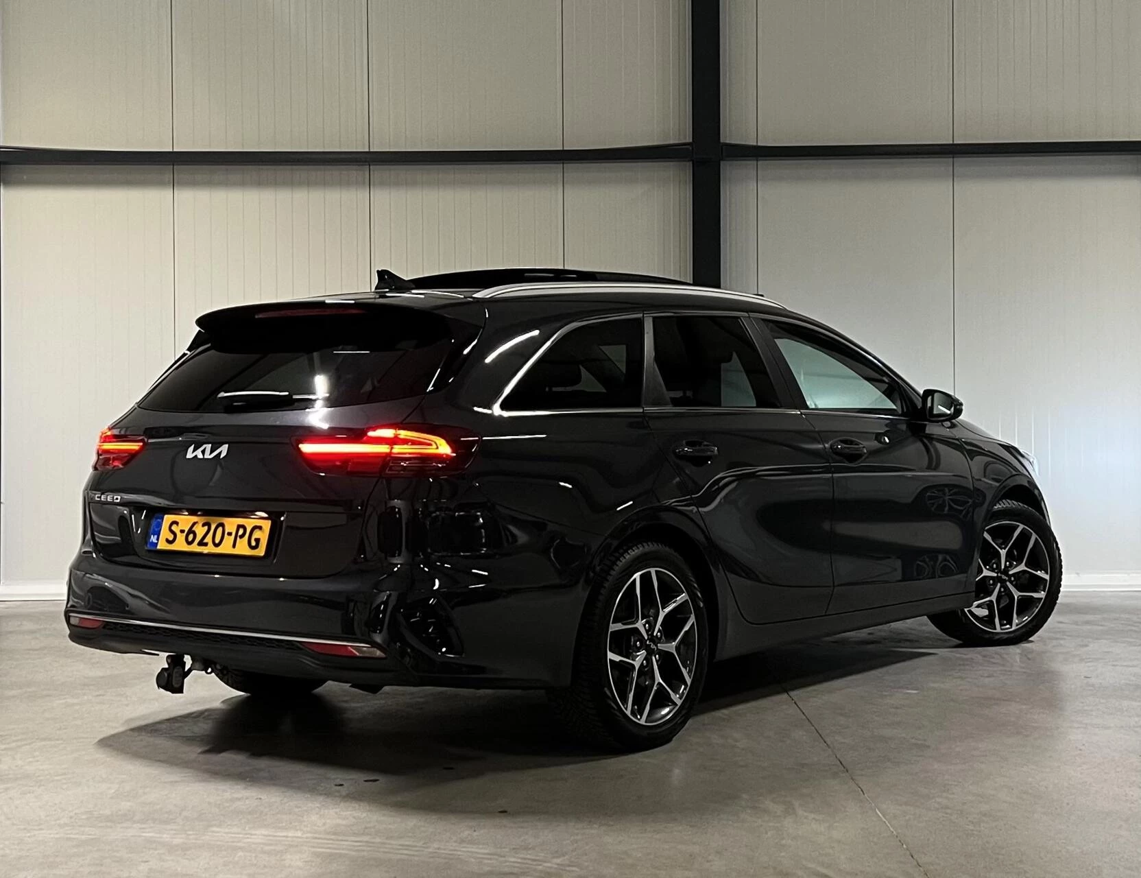 Hoofdafbeelding Kia Ceed Sportswagon