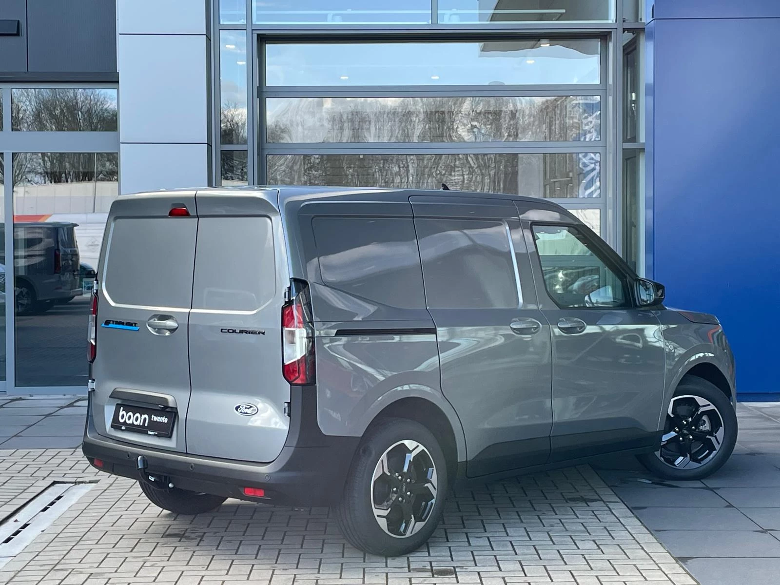 Hoofdafbeelding Ford E-Transit Courier