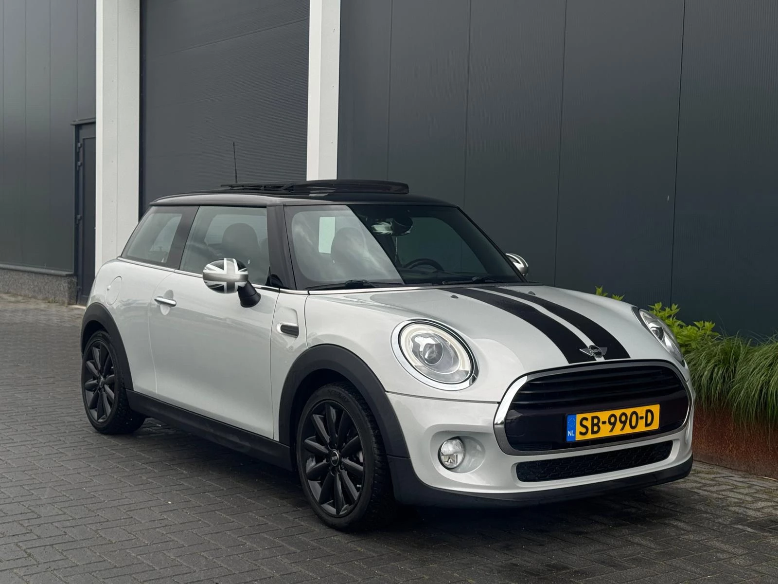 Hoofdafbeelding MINI Cooper