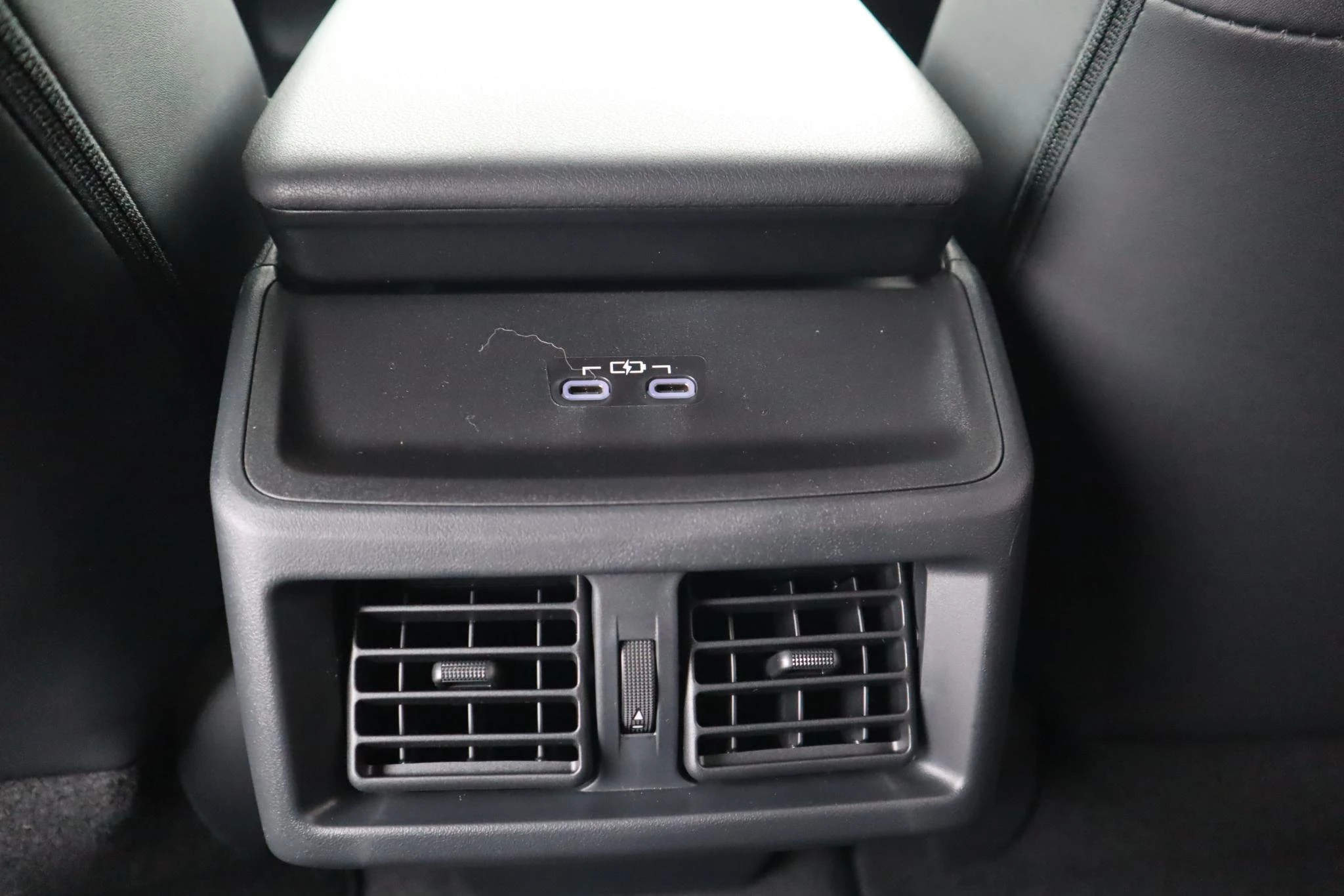 Hoofdafbeelding Toyota bZ4X